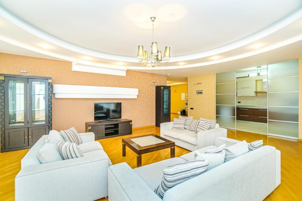 Apartment VIP Nizami street