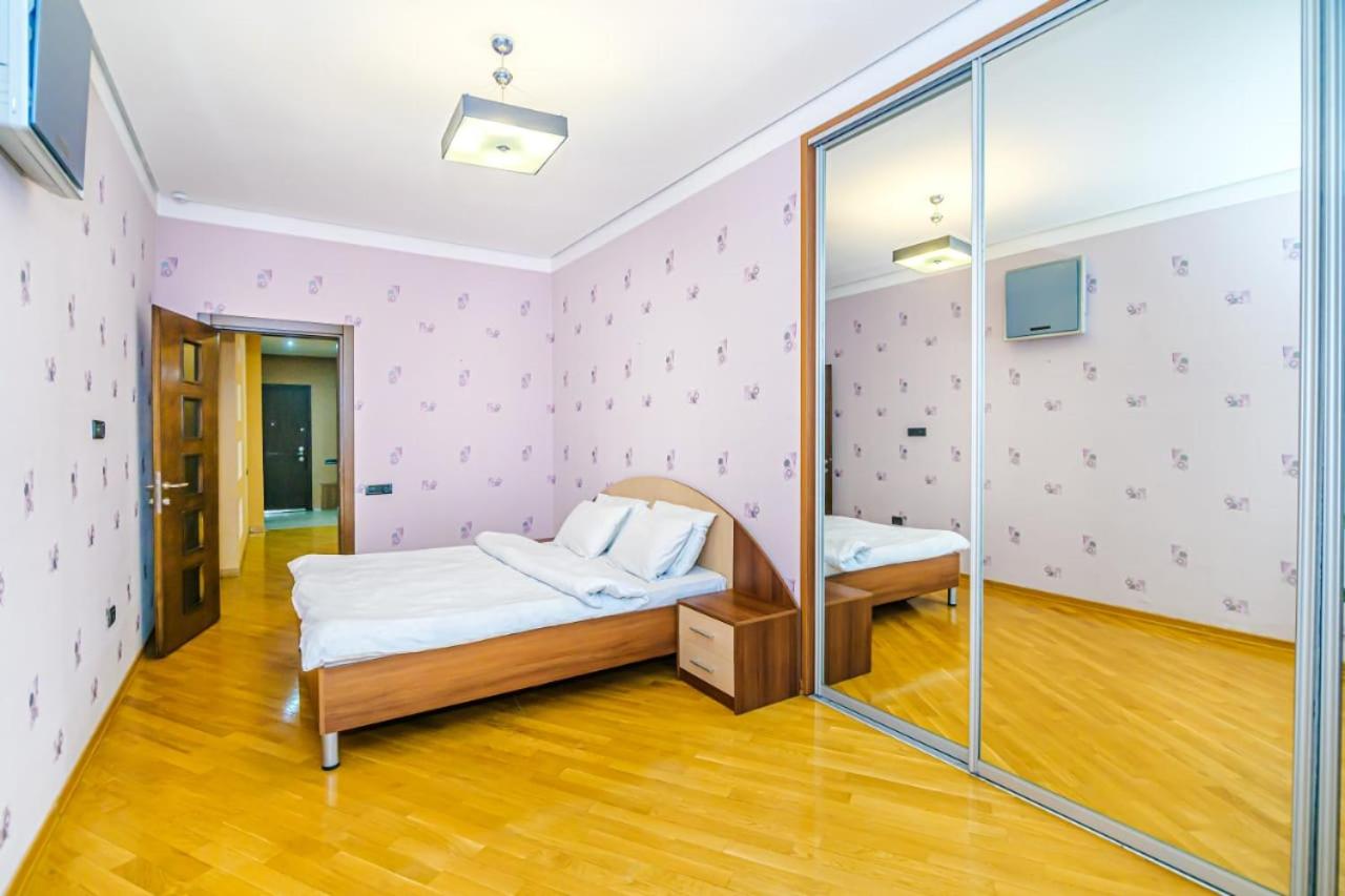 Apartment VIP Nizami street