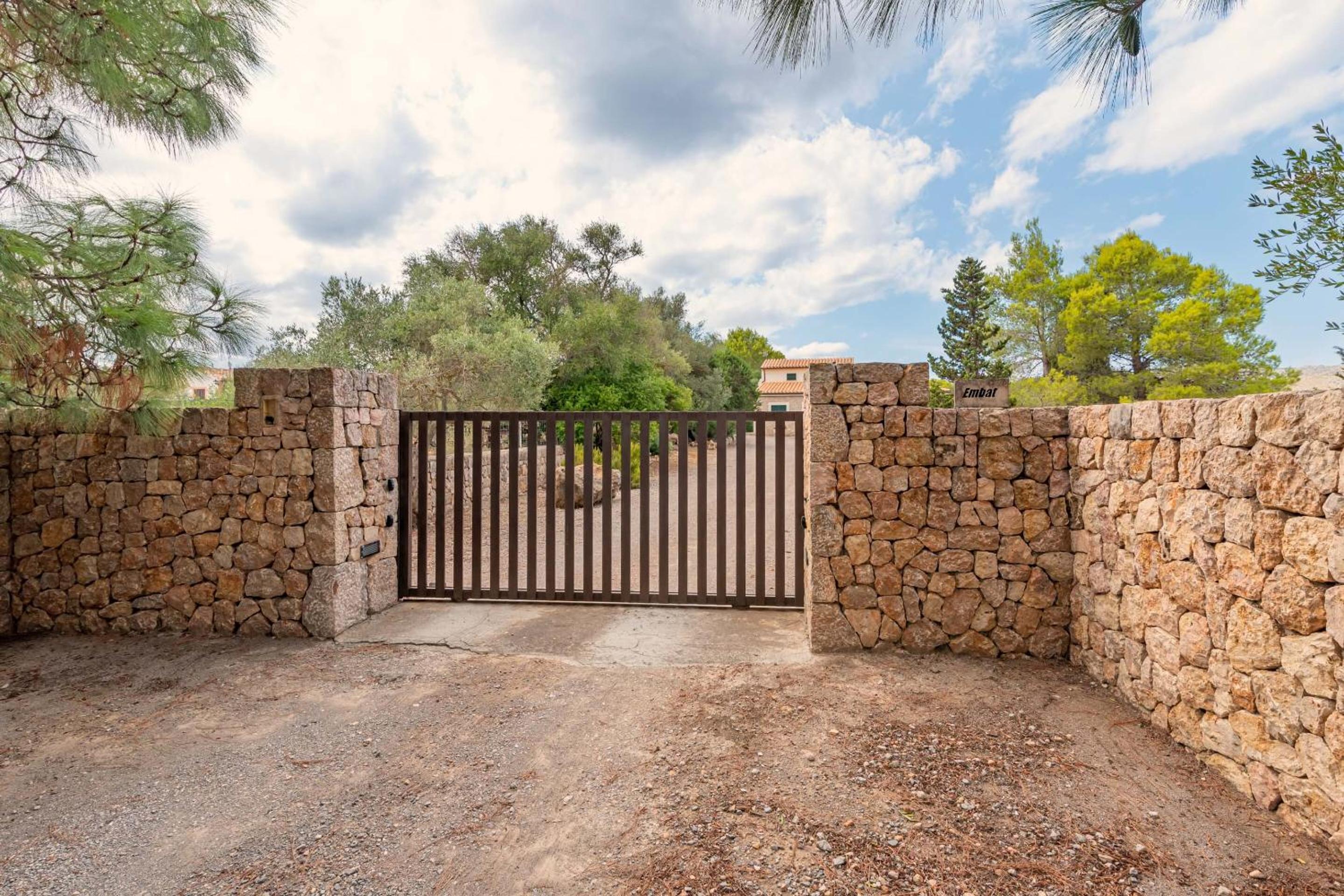 Villa Embat by Sealand Villas