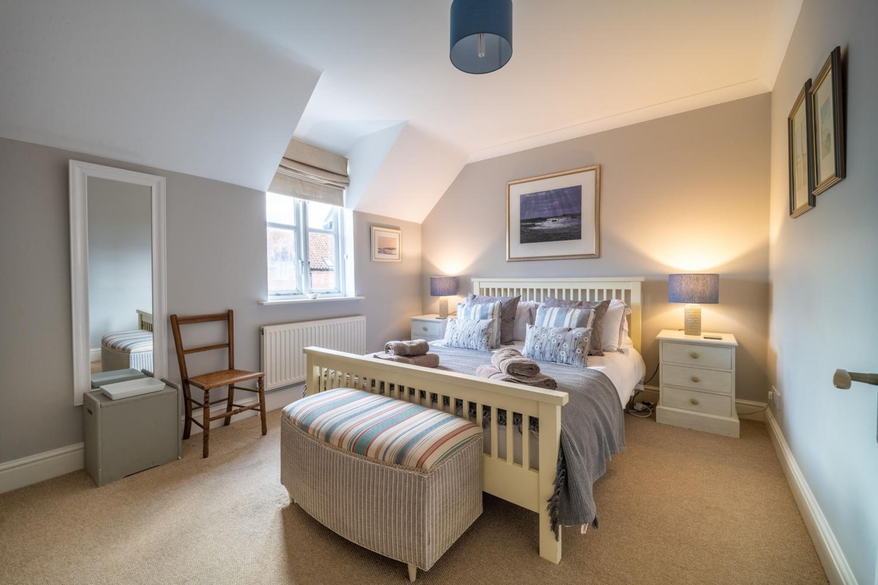 Mahonia Cottage