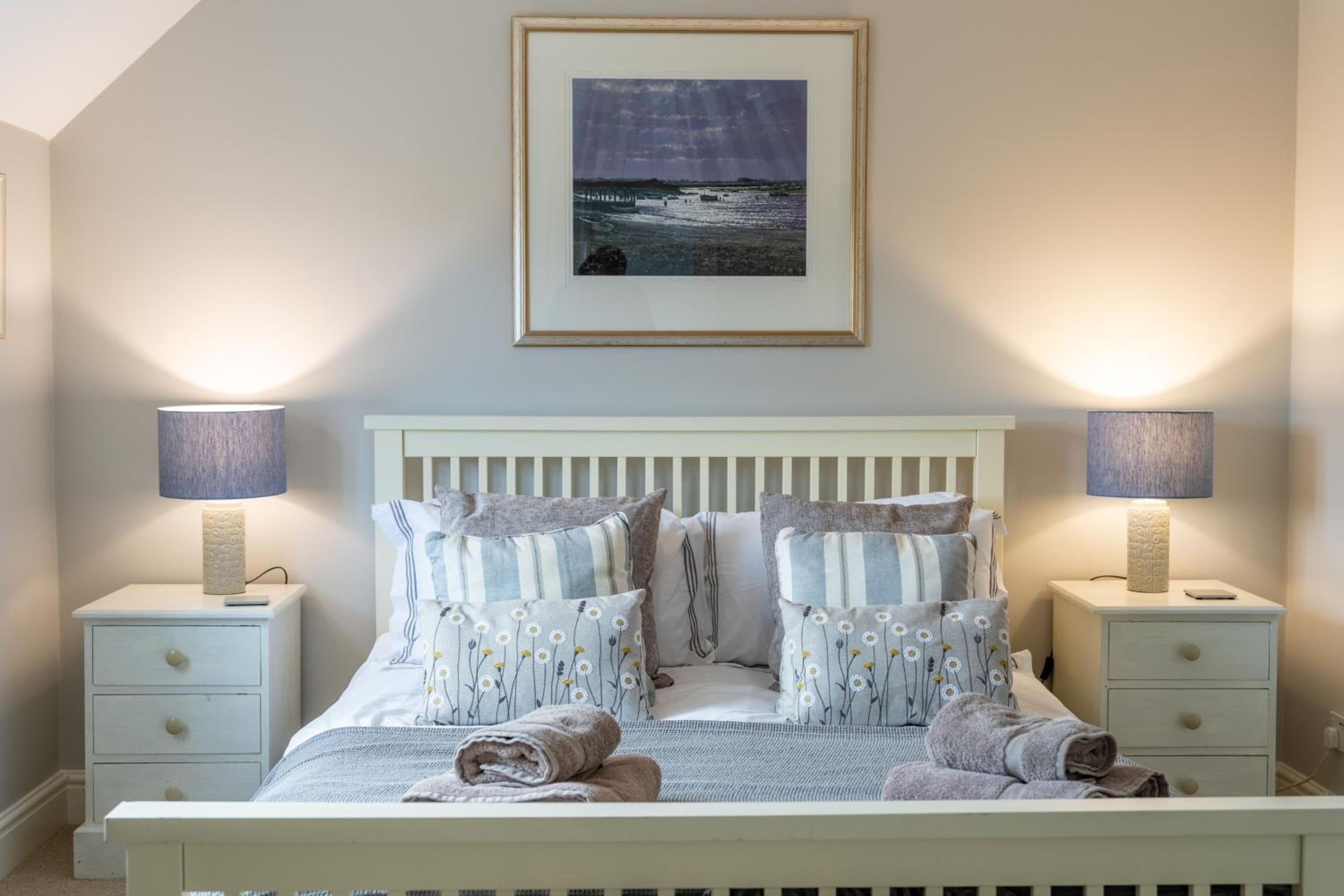 Mahonia Cottage