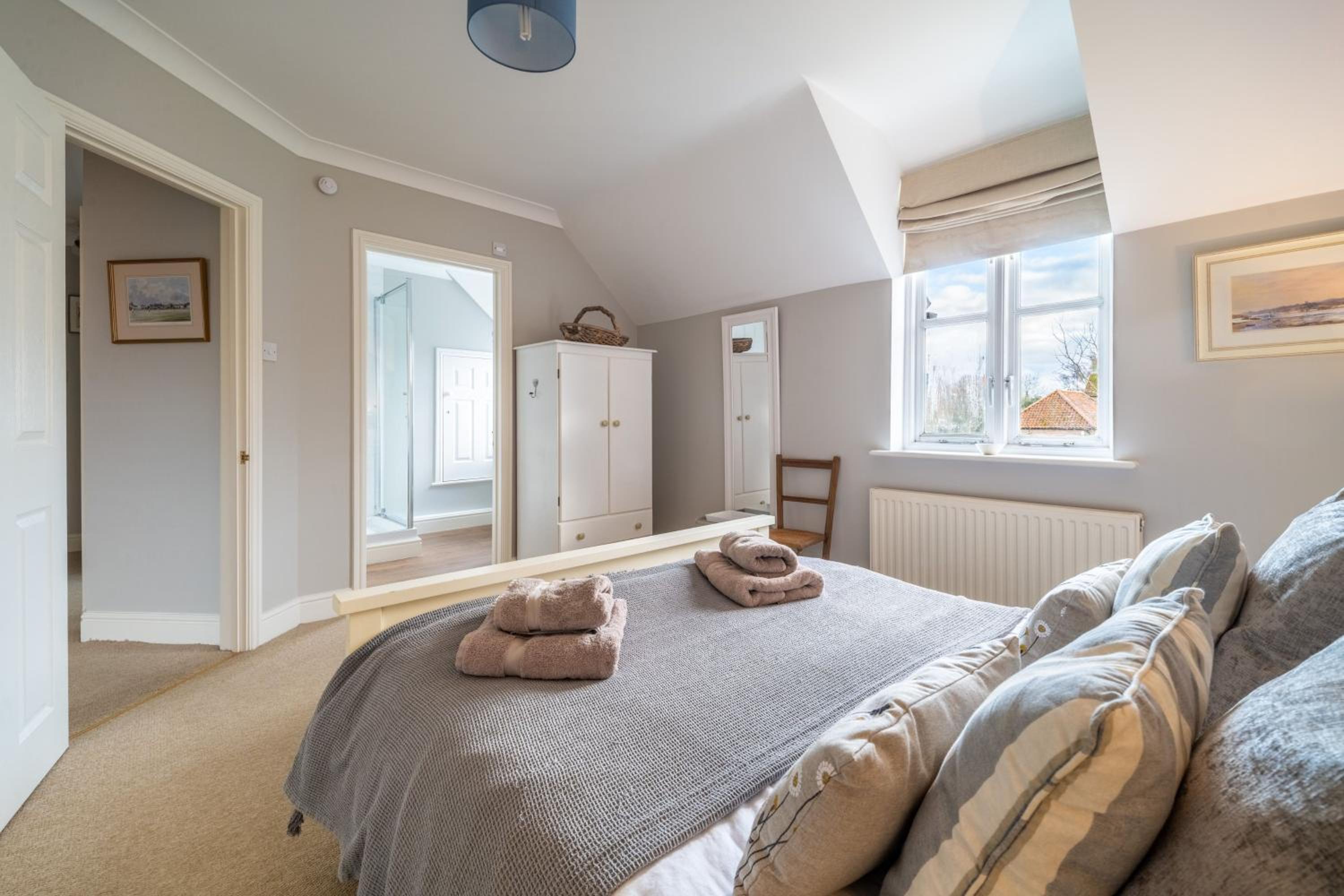 Mahonia Cottage