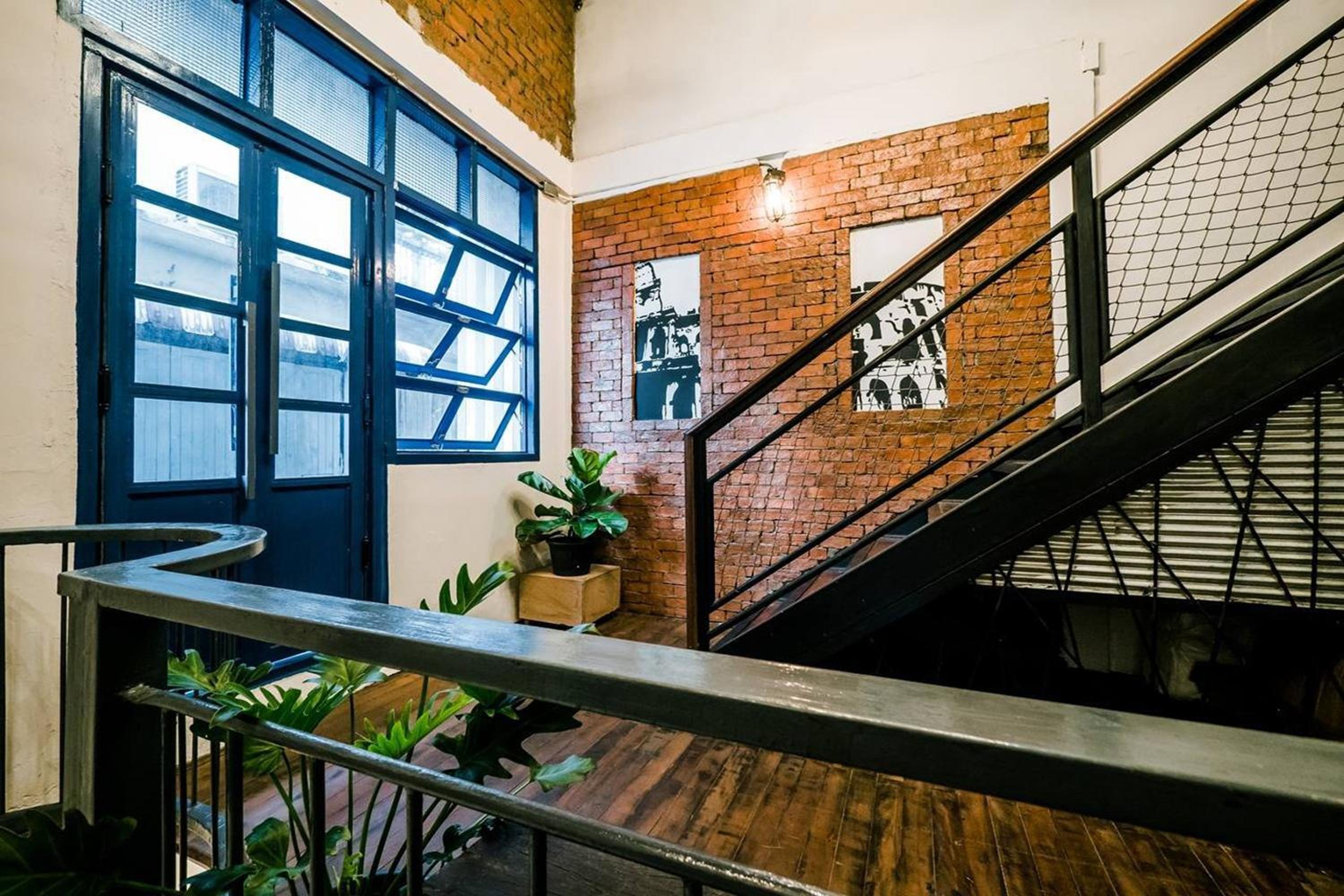 Zeds Hostel Bangkok