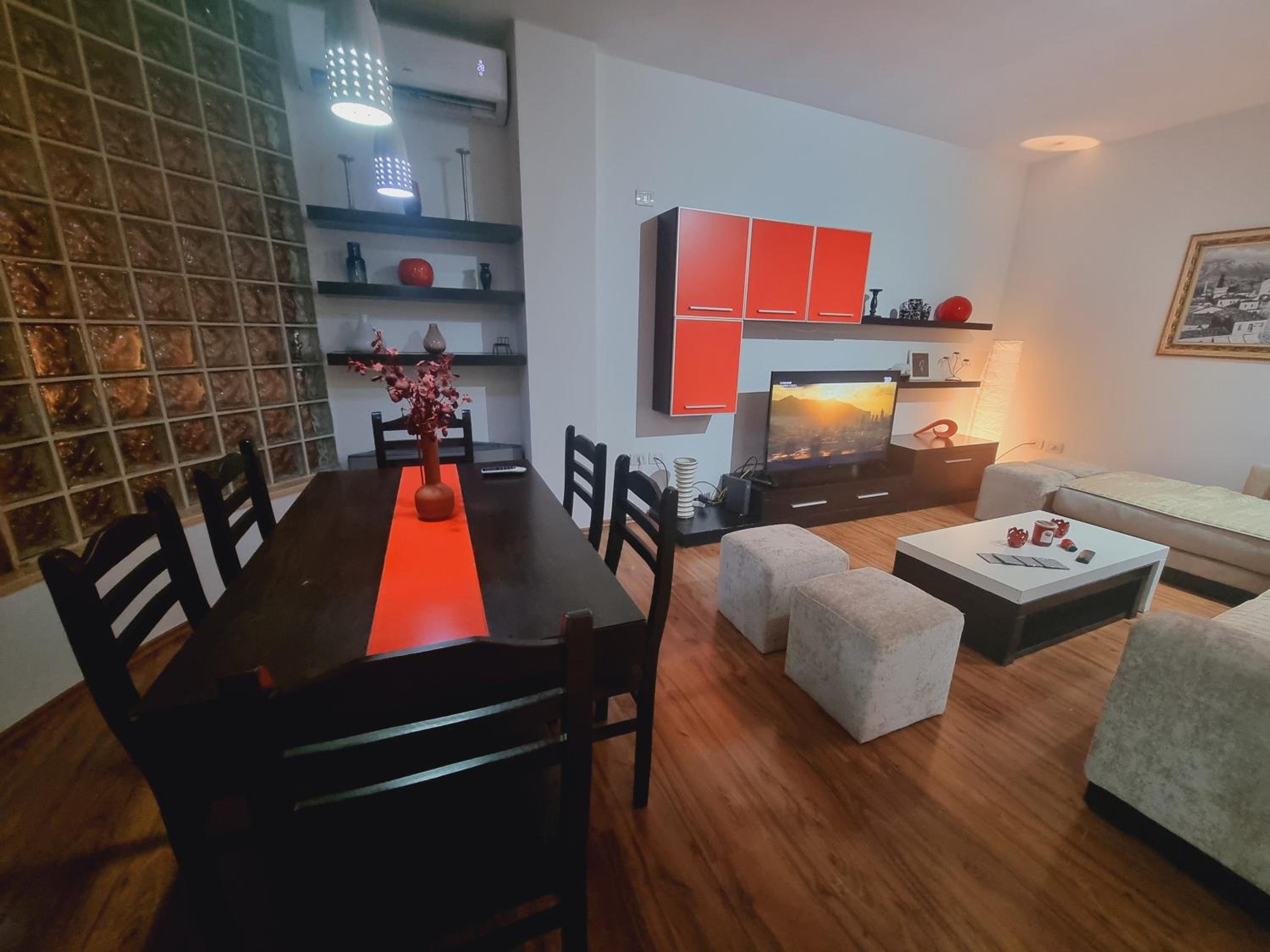 Grand Central Apartment LTH
