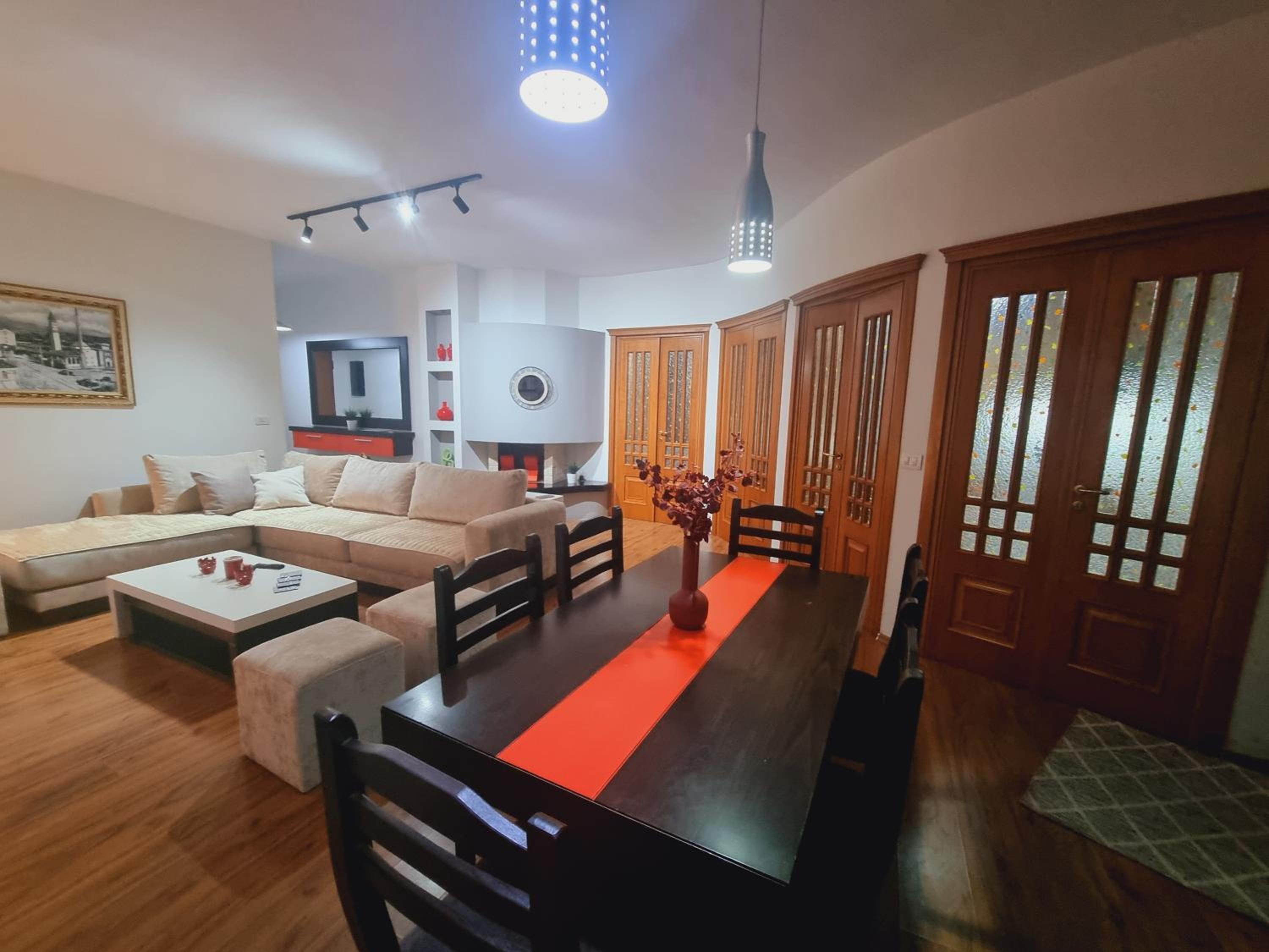 Grand Central Apartment LTH