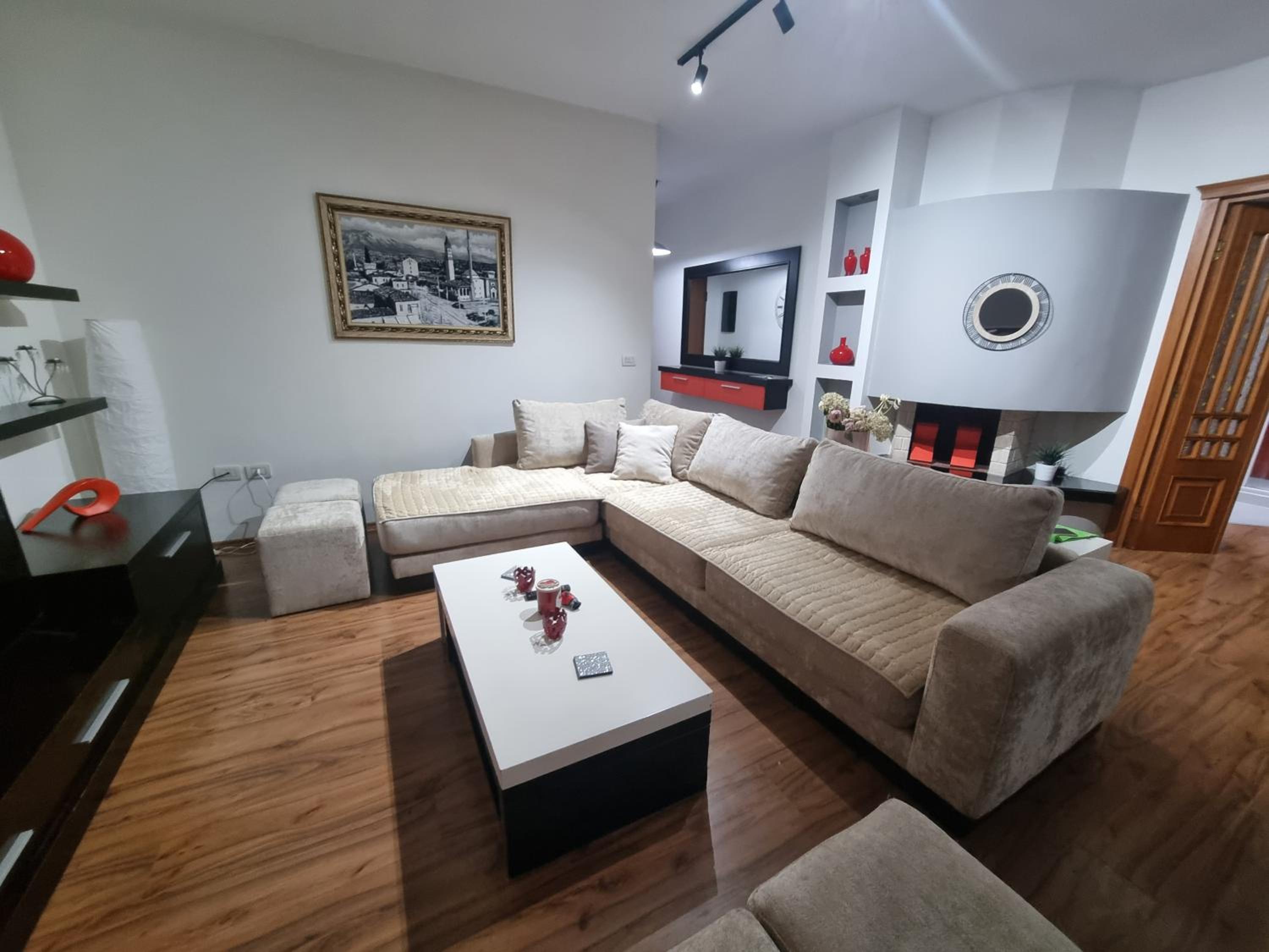 Grand Central Apartment LTH