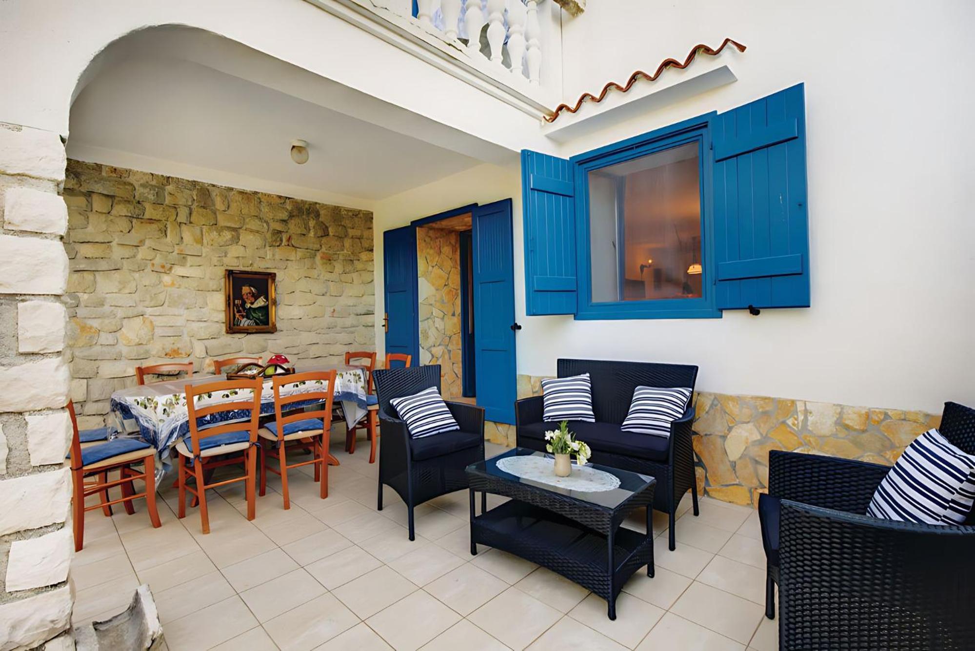 Villa Karolina Großes Ferienhaus Meerblick 2000qm Garten Familien Gruppen Insel Lošinj