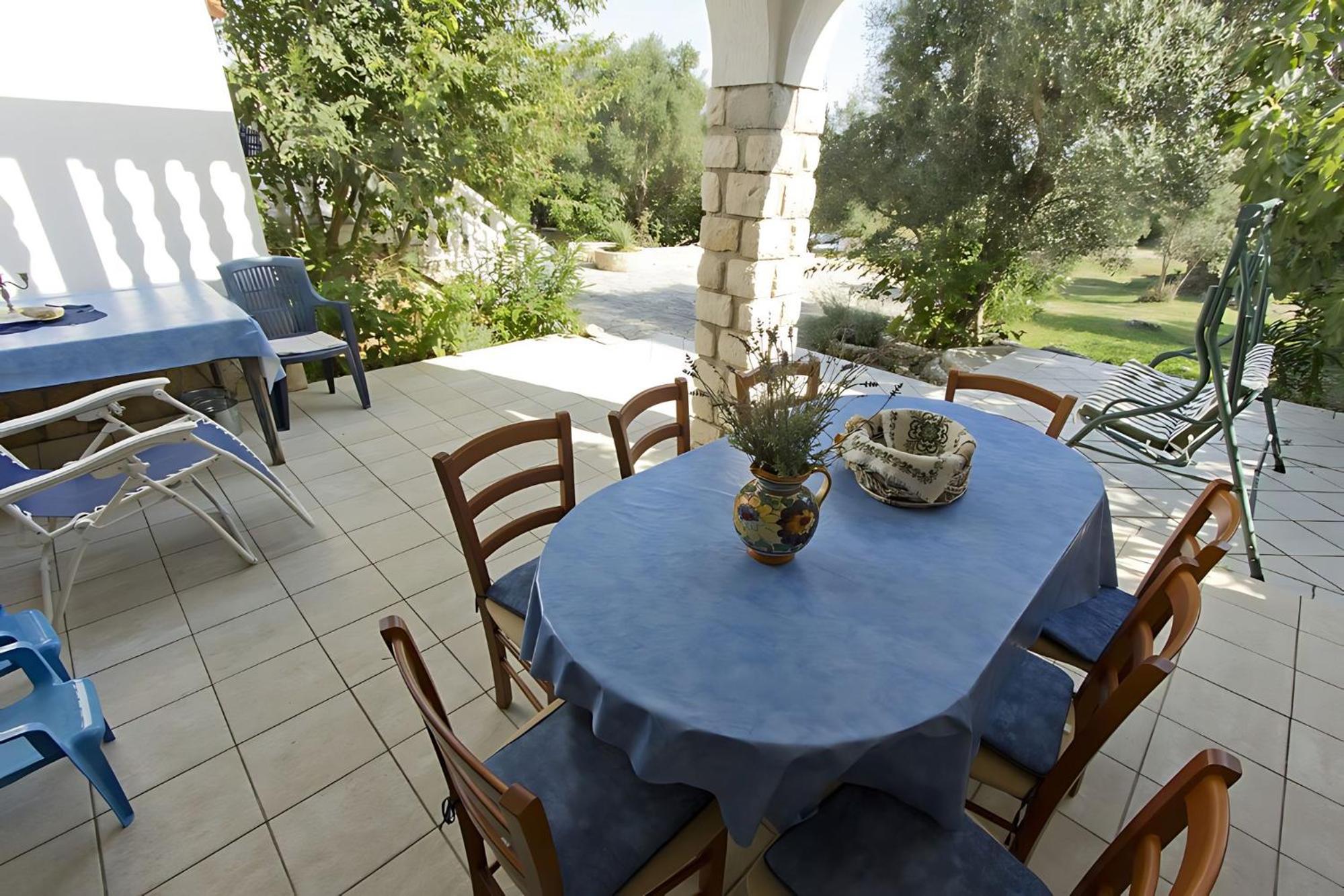 Villa Karolina Großes Ferienhaus Meerblick 2000qm Garten Familien Gruppen Insel Lošinj