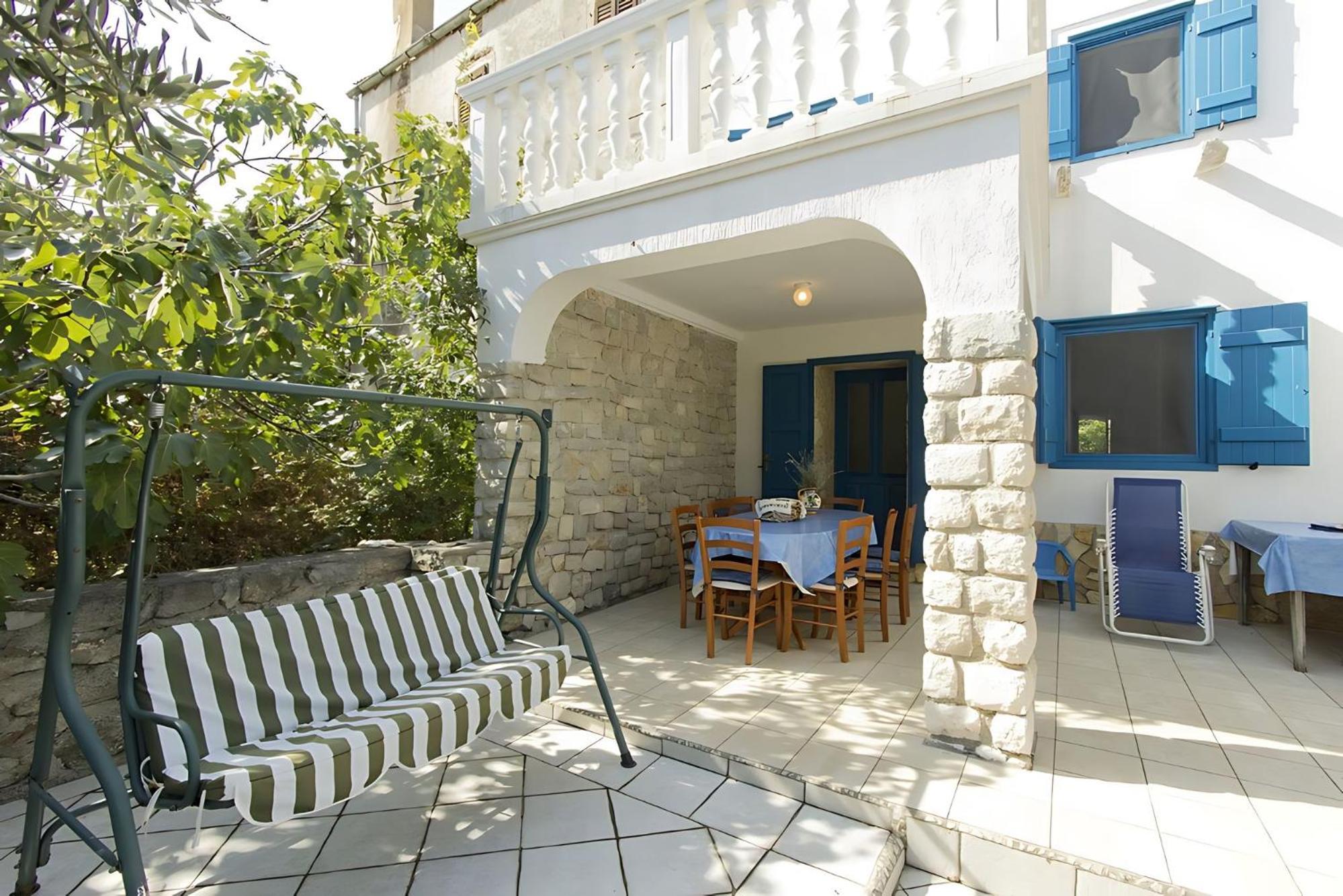 Villa Karolina Großes Ferienhaus Meerblick 2000qm Garten Familien Gruppen Insel Lošinj