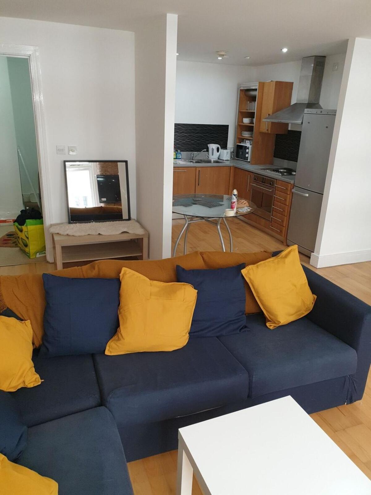 Fab Manchester City new one bed apartment view 4