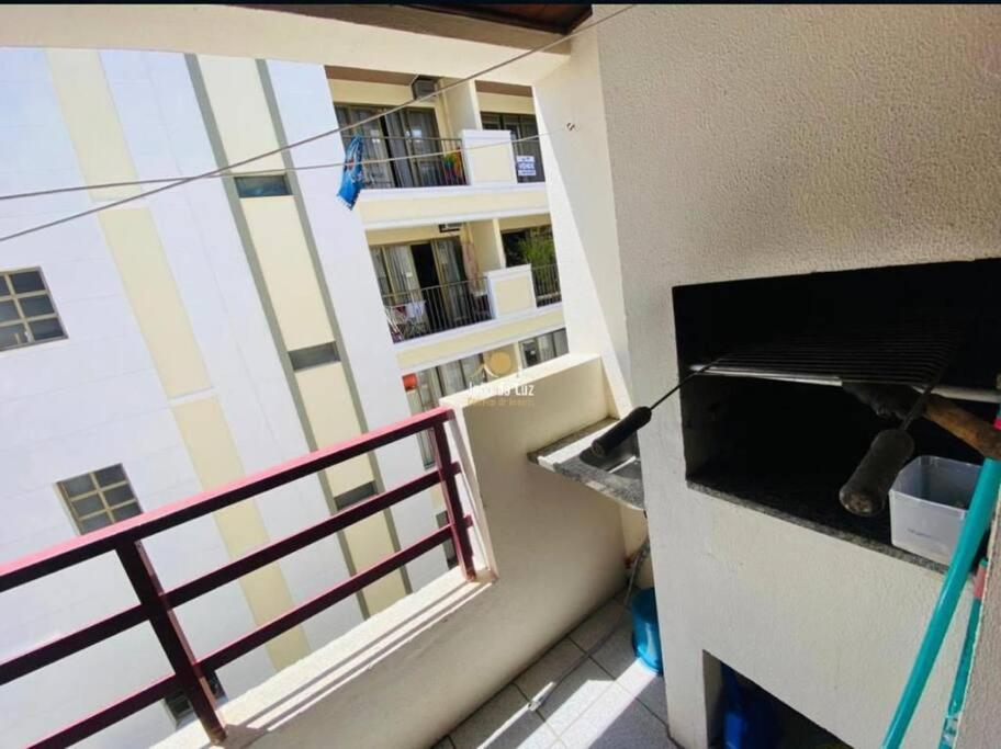 Departamento a 20 metros do mar.