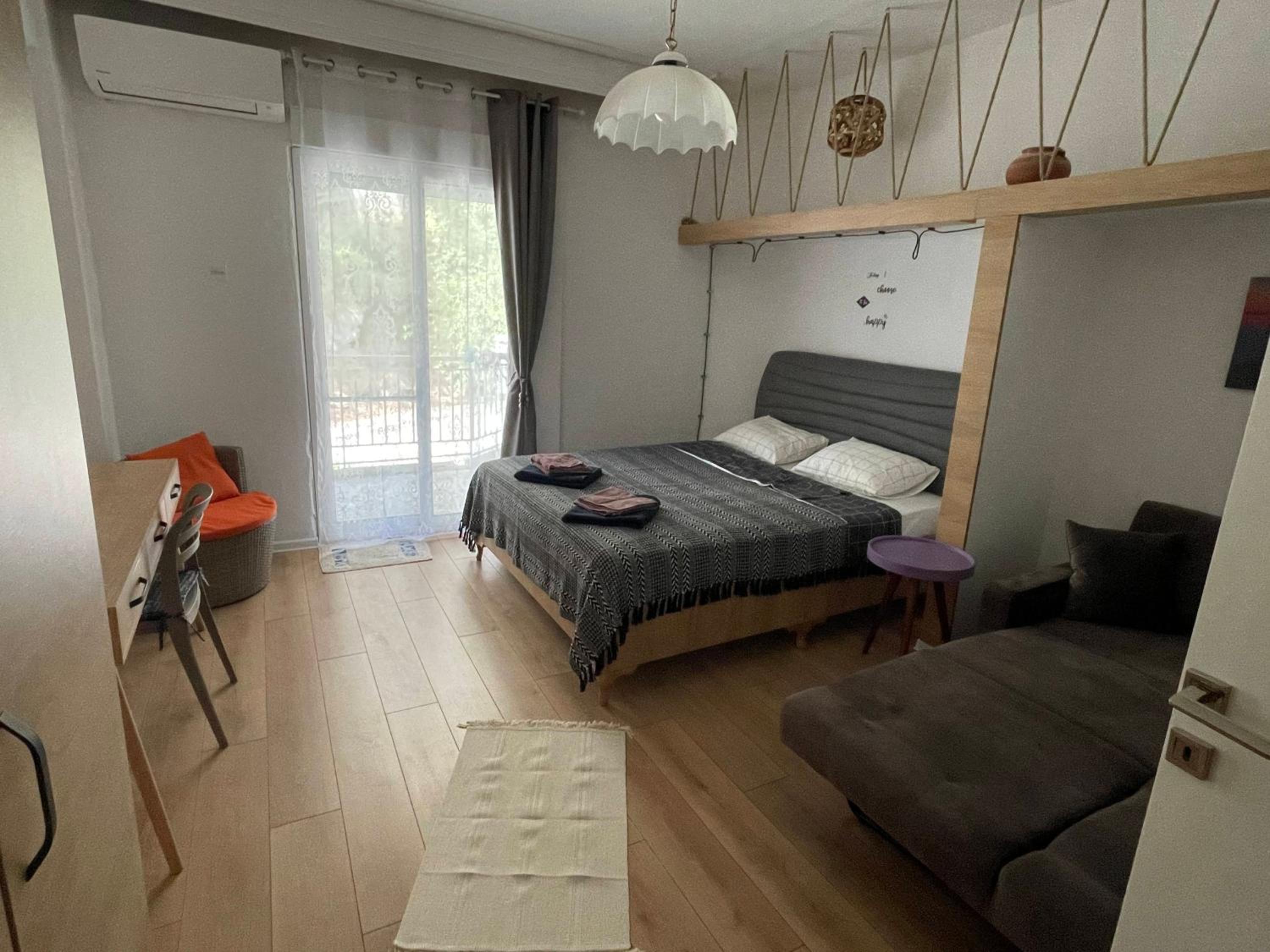 PERAMO FLAT view 3