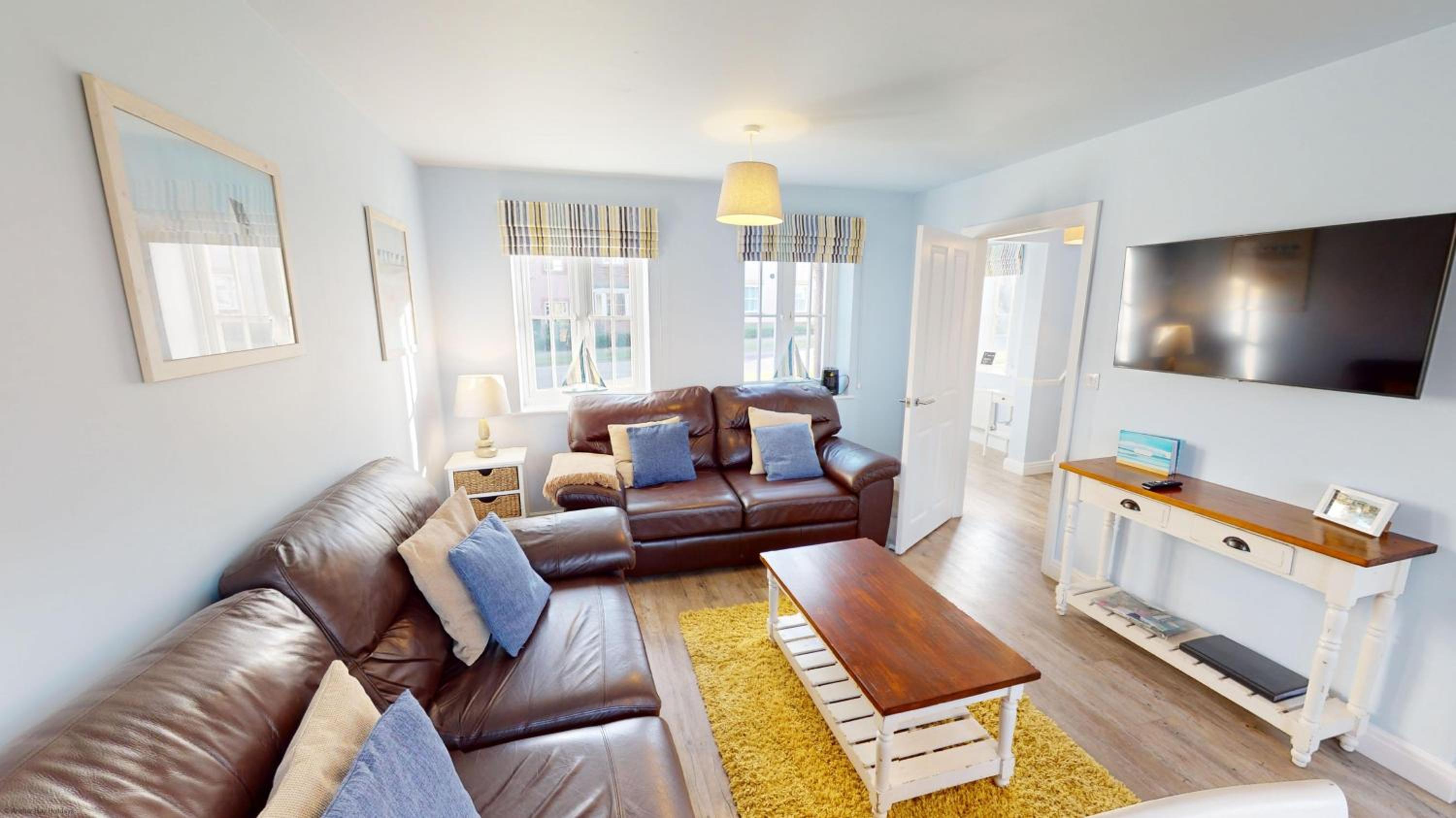 Willow Cottage - Part of the The Bay Filey Holiday Village with pool, gym and direct beach access, pub, restaurant, tennis and meadows walks