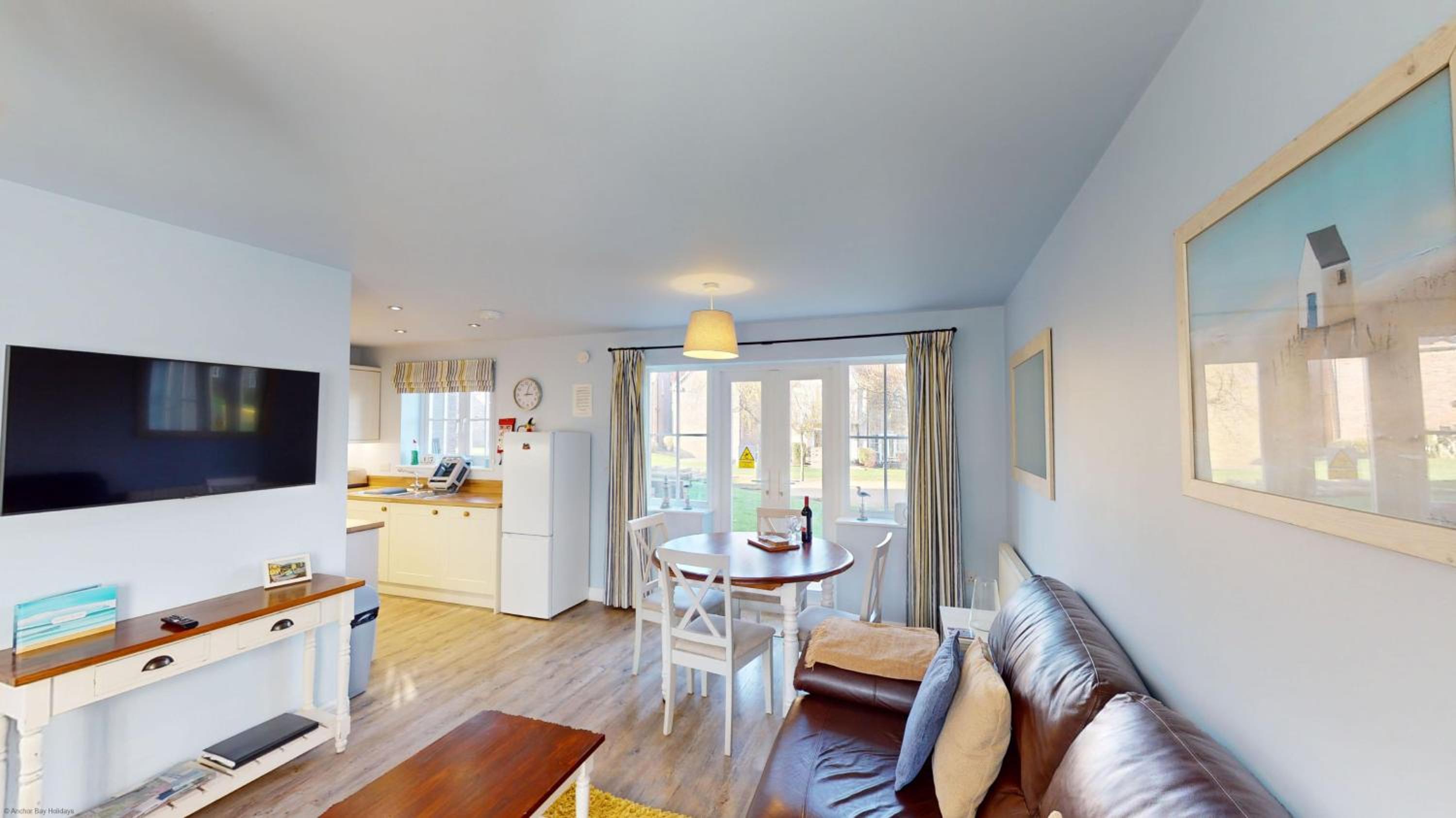 Willow Cottage - Part of the The Bay Filey Holiday Village with pool, gym and direct beach access, pub, restaurant, tennis and meadows walks