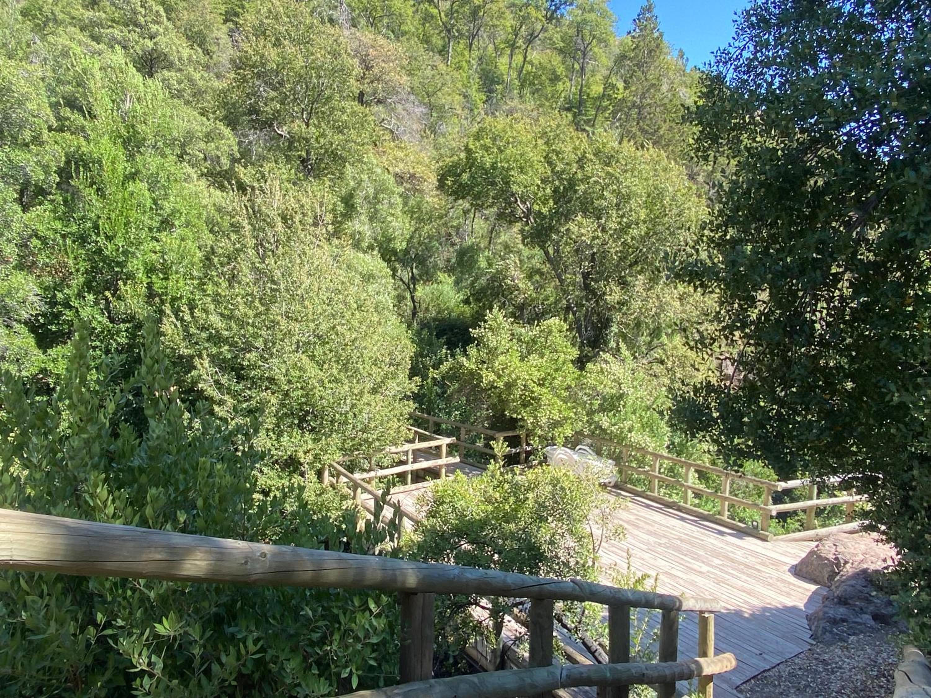 Parque Guaiquivilo, Cabañas de montaña con tinaja privada
