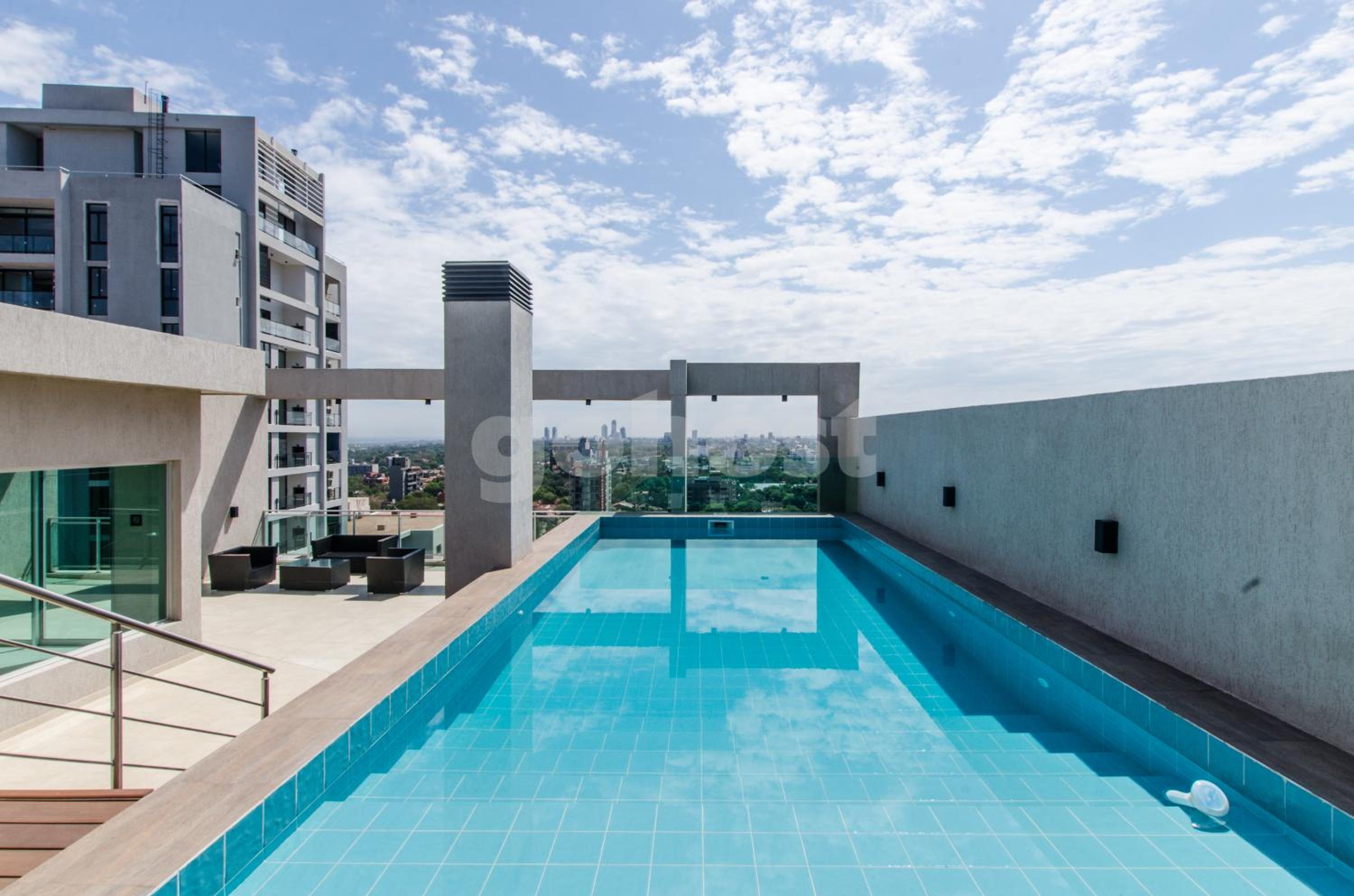 Dazzling apart minutes from Shopping Mcal Lopez view 4