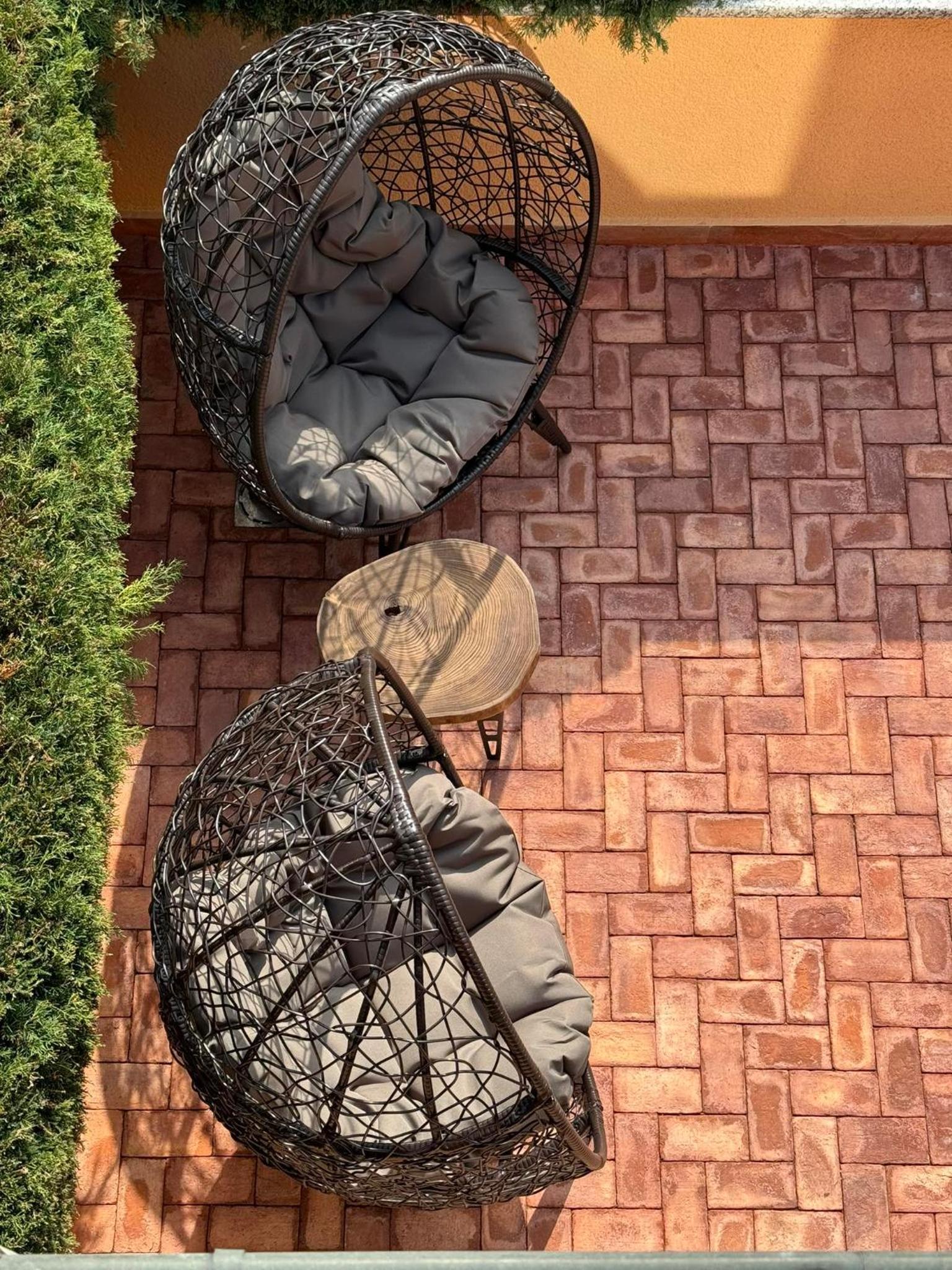 Villa Boyana City & Relax with Hot Jacuzzi and Sauna by BookVillaBG