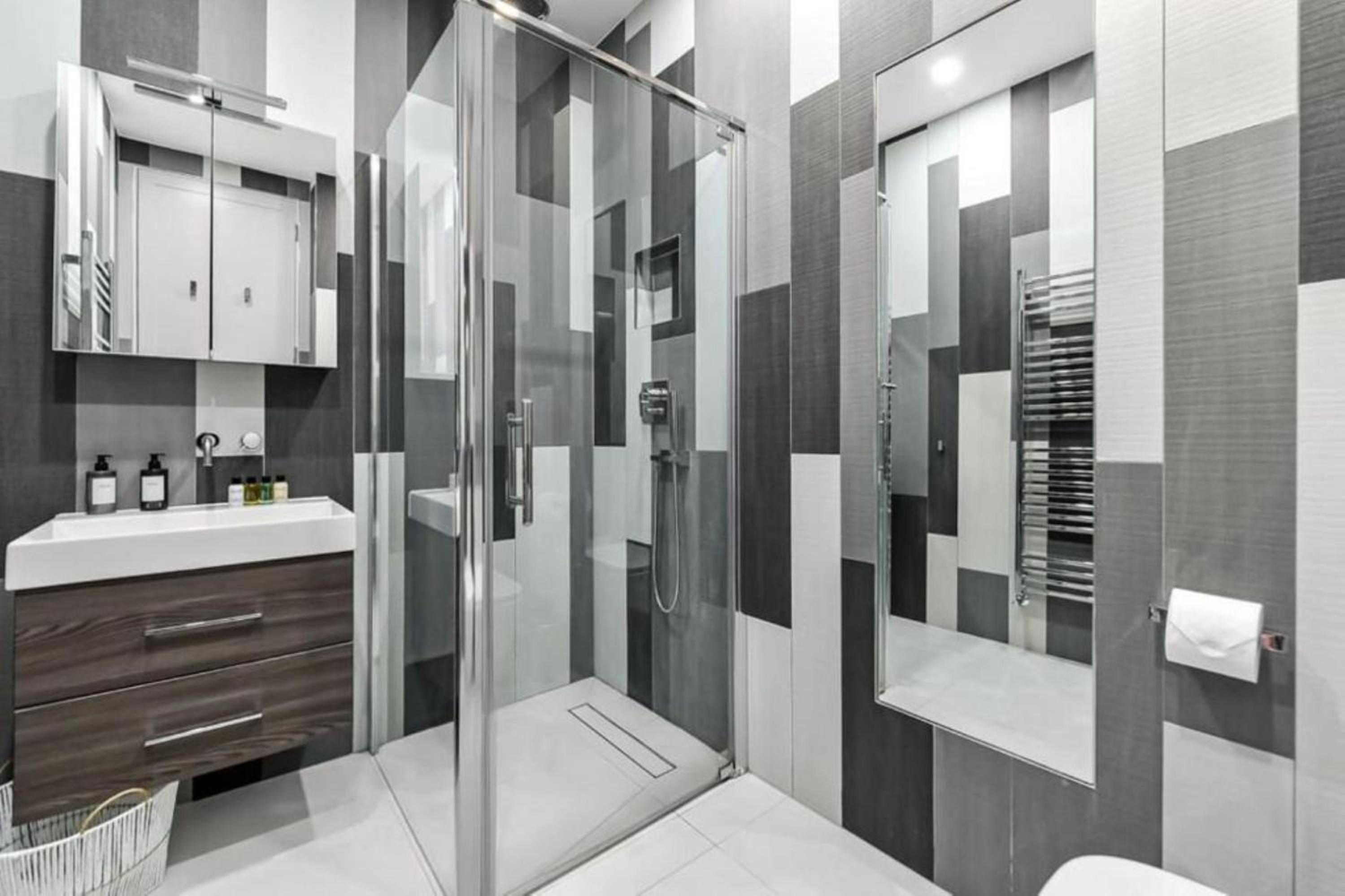 Super High-End Kensington House near Hyde Park