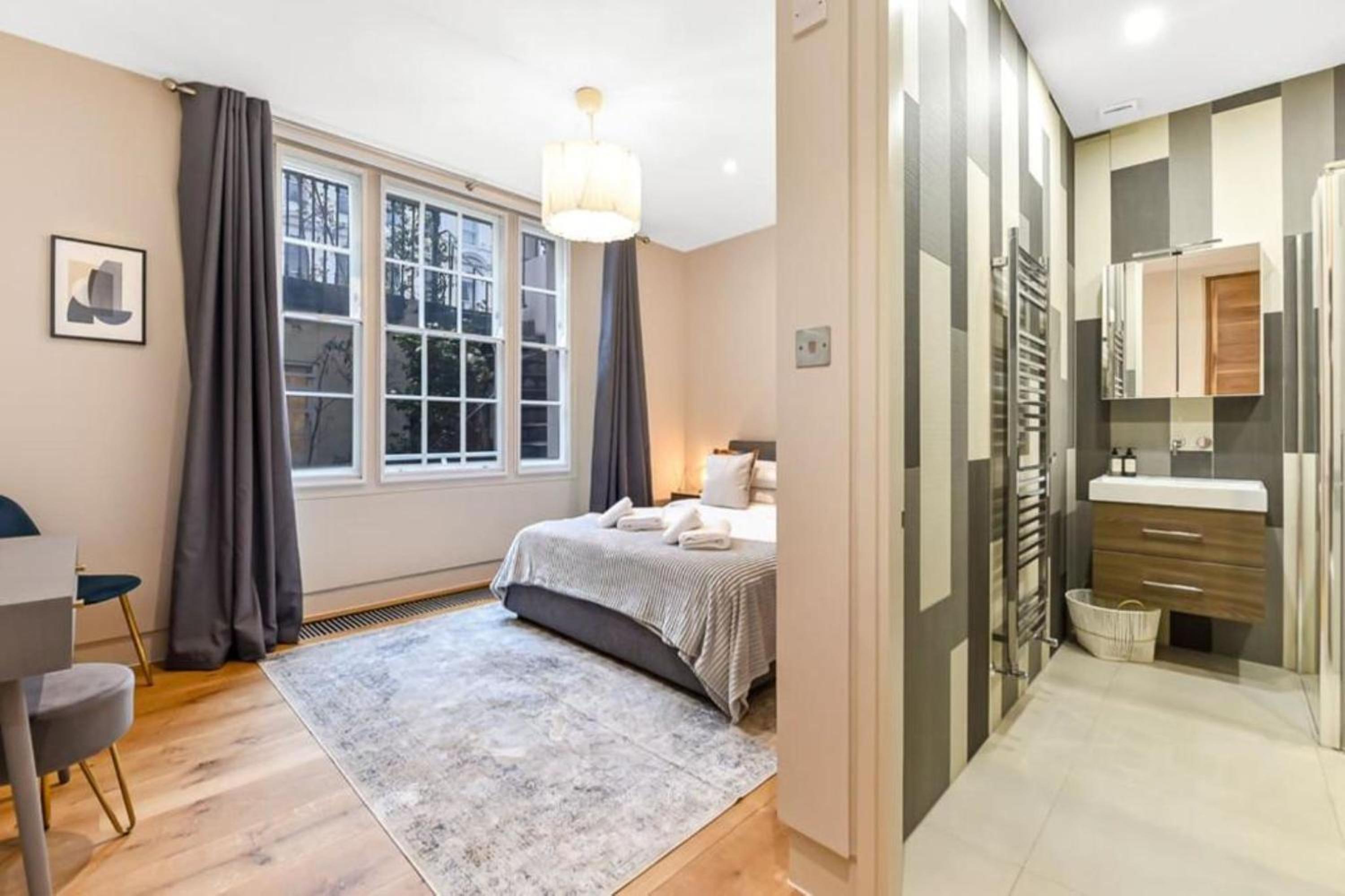 Super High-End Kensington House near Hyde Park