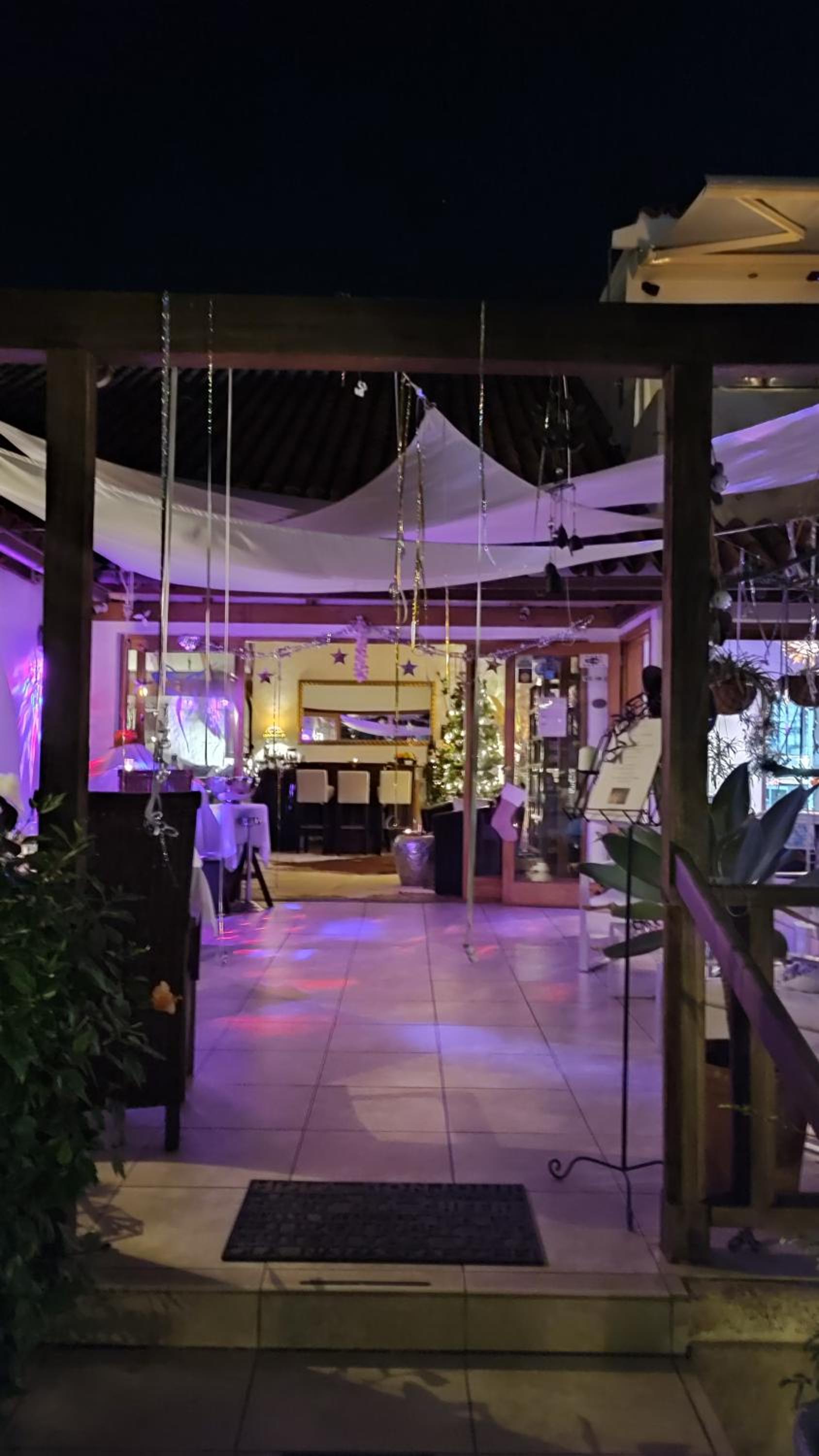 Birdcage Gay Men Resort and Lifestyle Hotel