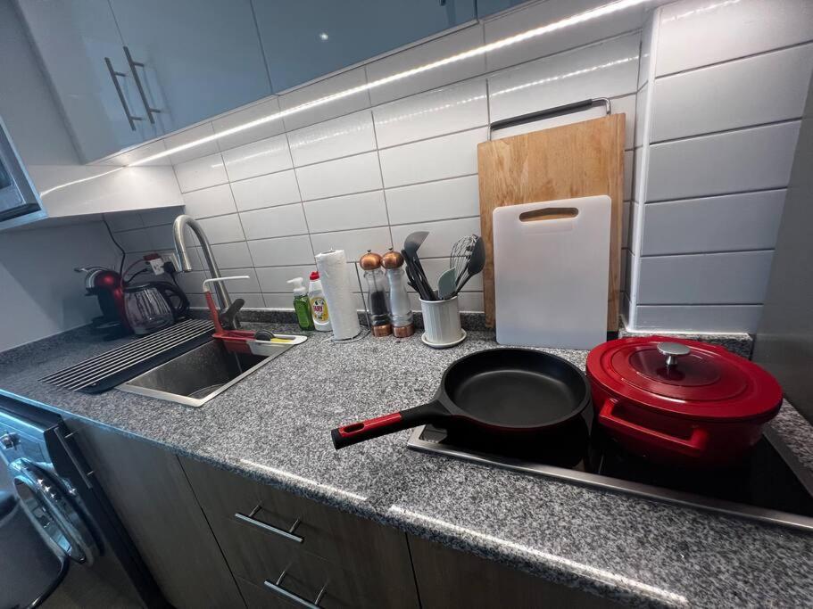 Luxury Seaview Studio Apartment -RAK Marjan Island