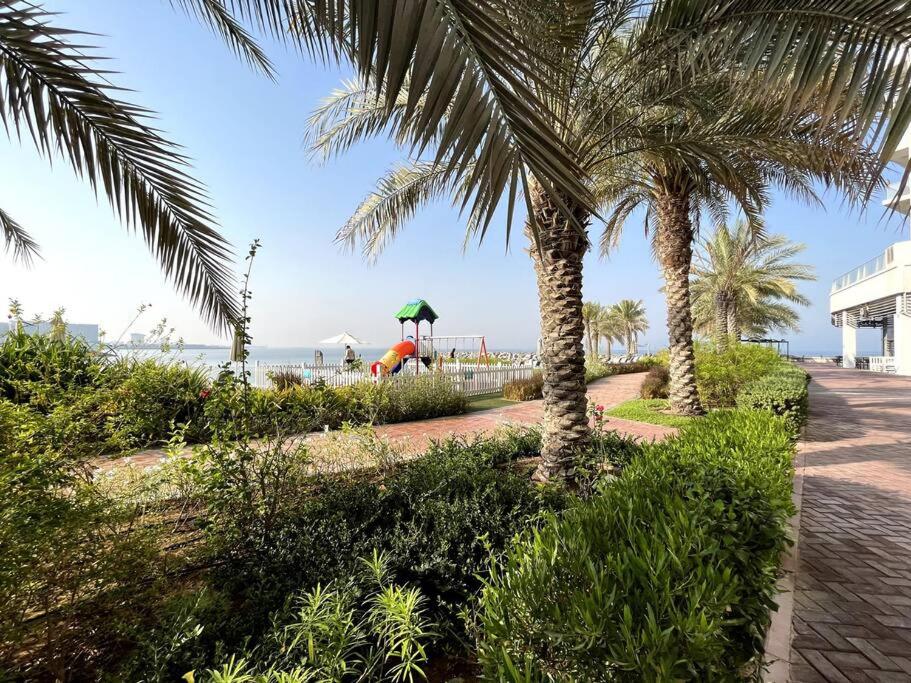 Luxury Seaview Studio Apartment -RAK Marjan Island