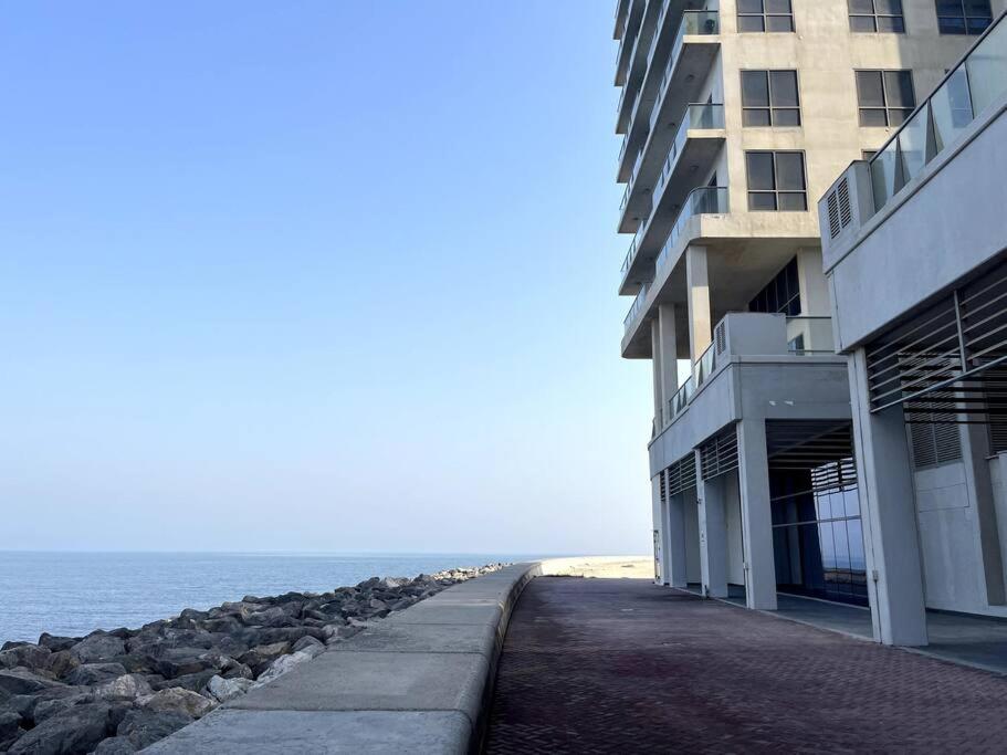 Luxury Seaview Studio Apartment -RAK Marjan Island