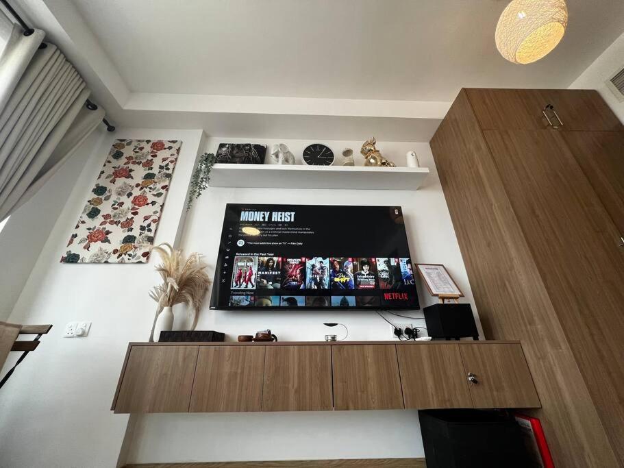Luxury Seaview Studio Apartment -RAK Marjan Island