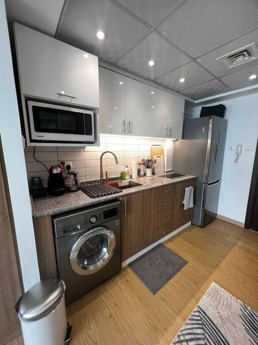 Luxury Seaview Studio Apartment -RAK Marjan Island