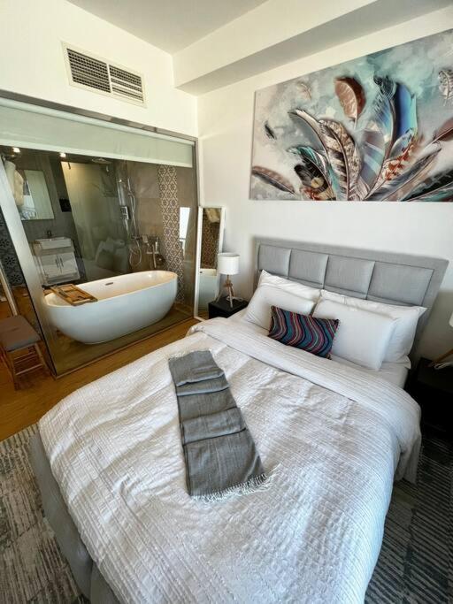 Luxury Seaview Studio Apartment -RAK Marjan Island