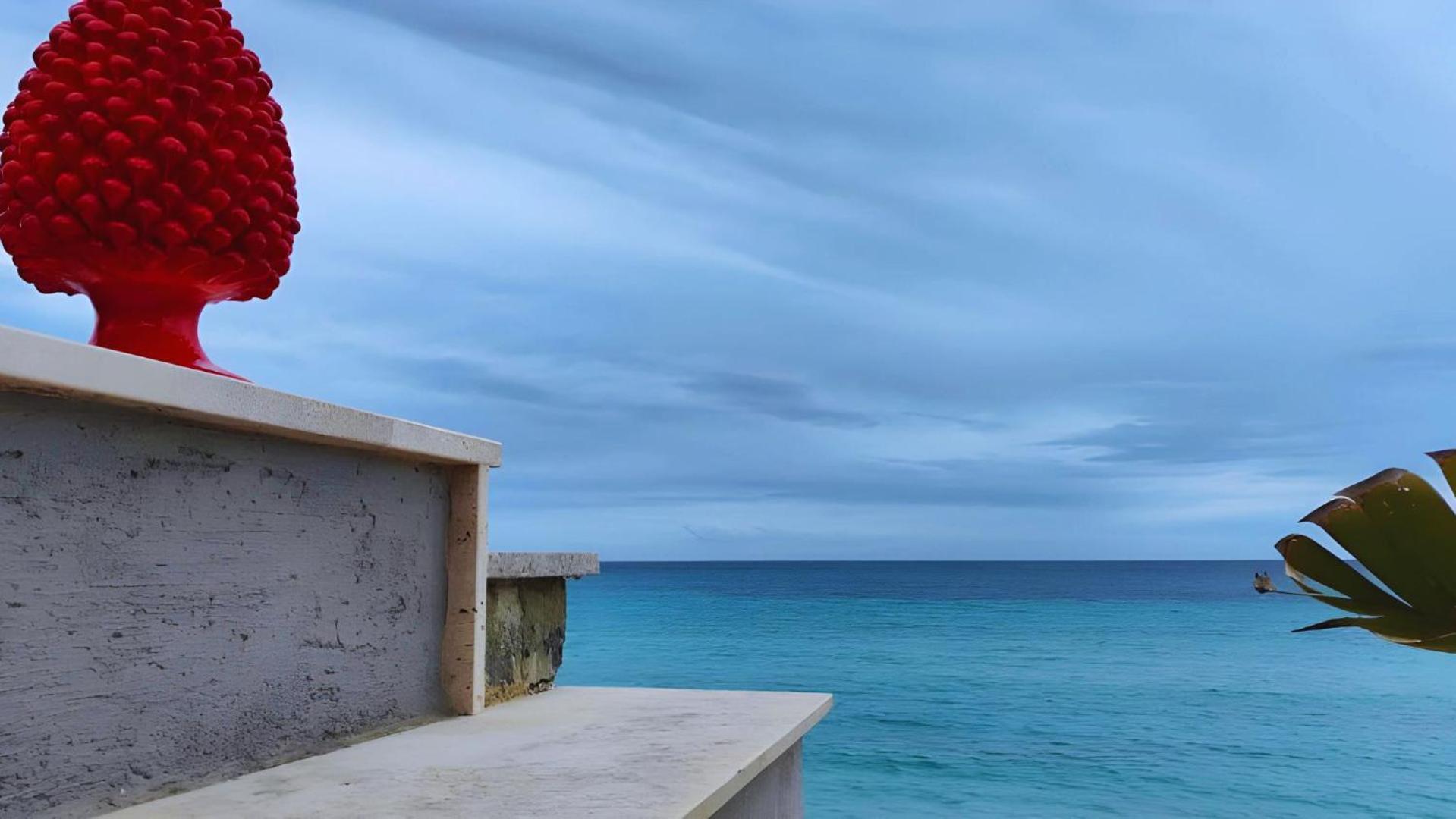 Villa Seahorse, Fontane Bianche, Siracusa, BEACHFRONT, great wifi, beautiful garden