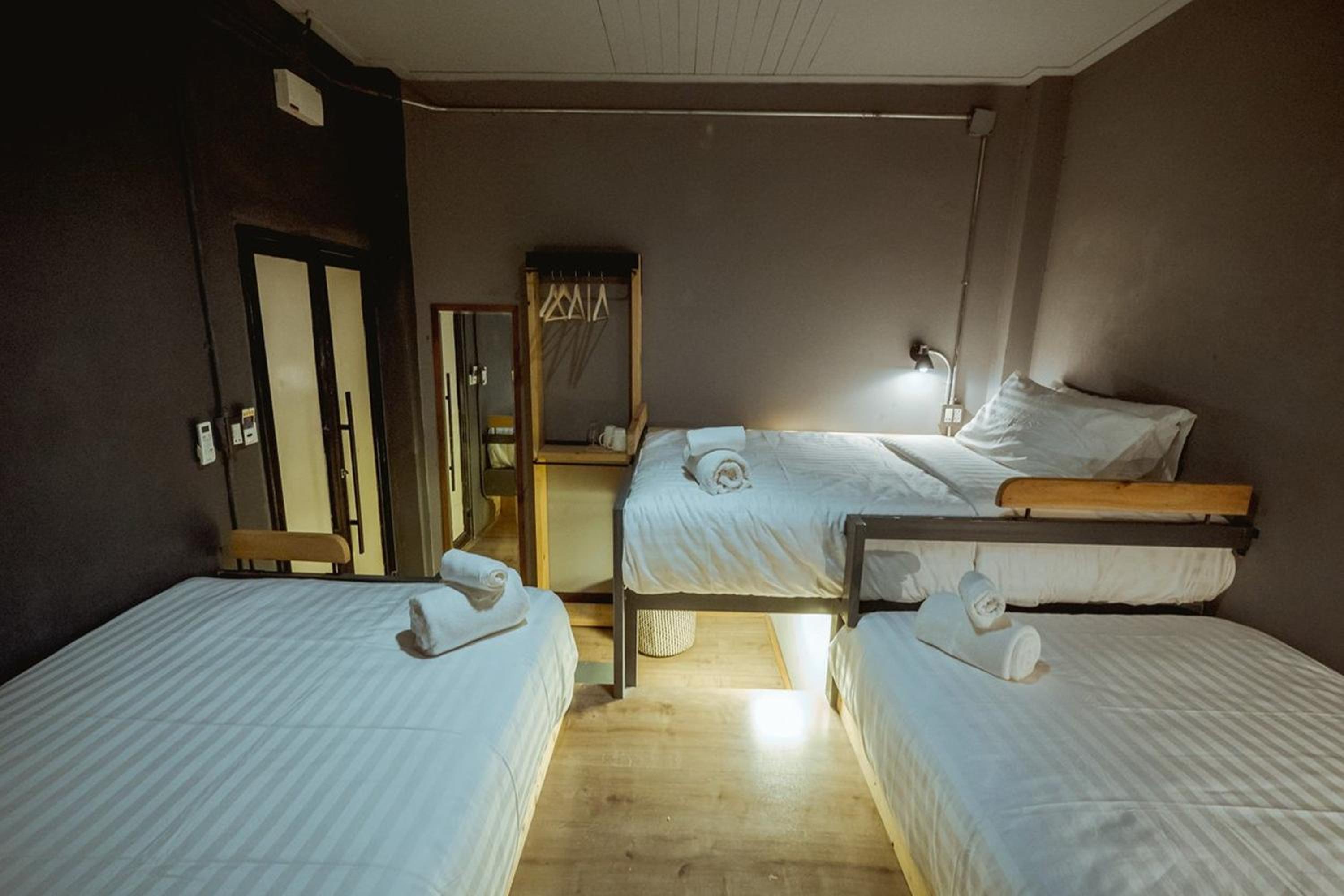 Zeds Hostel Bangkok