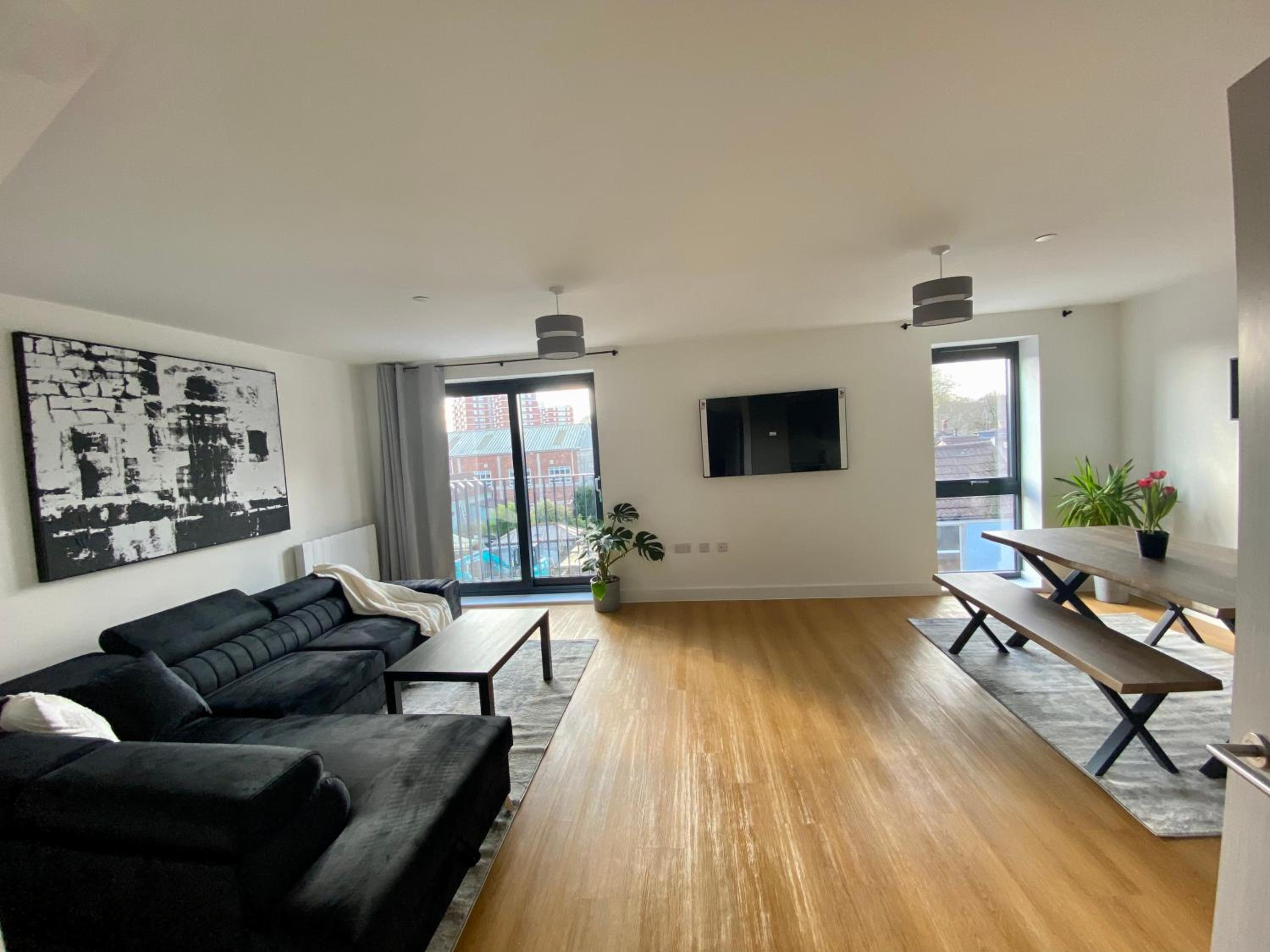 Beautiful Penthouse In Bristol - new view 4
