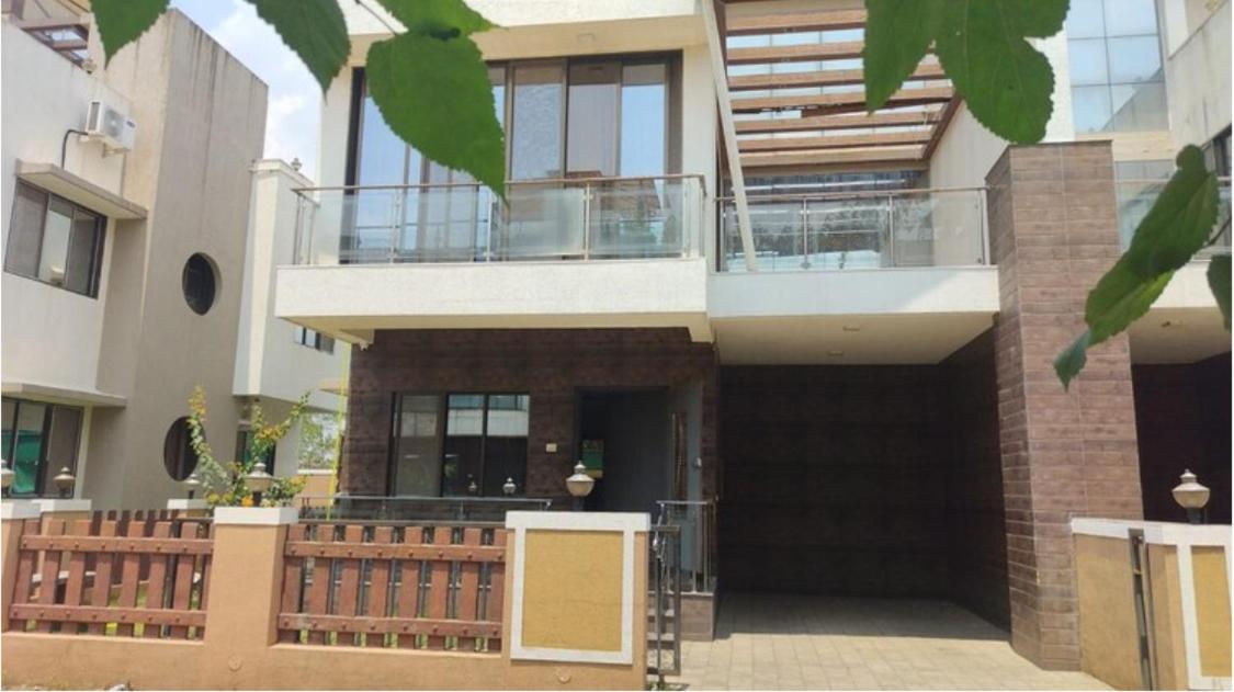 Z Luxury Villa view 2