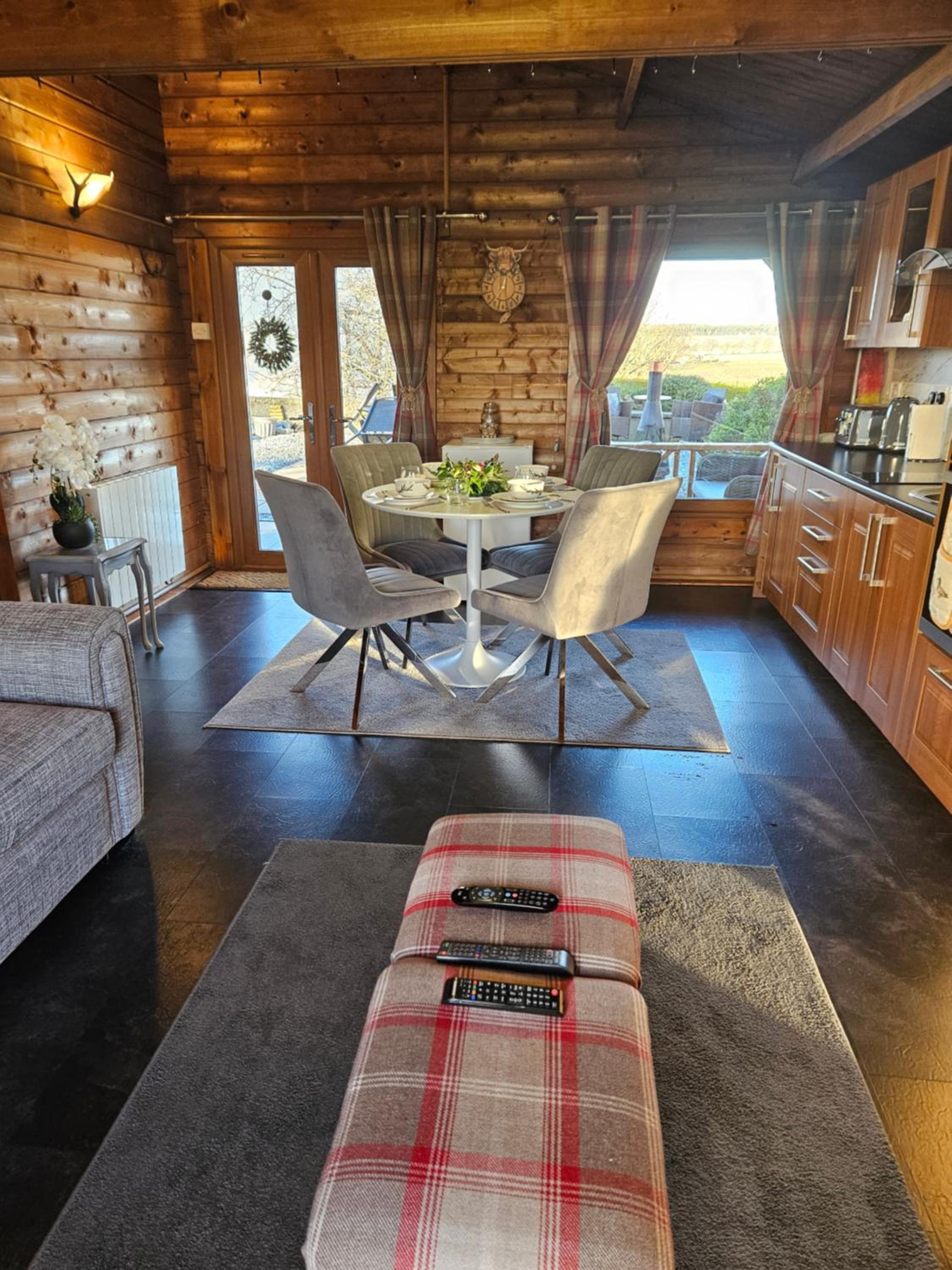 Hillhaven Lodge
