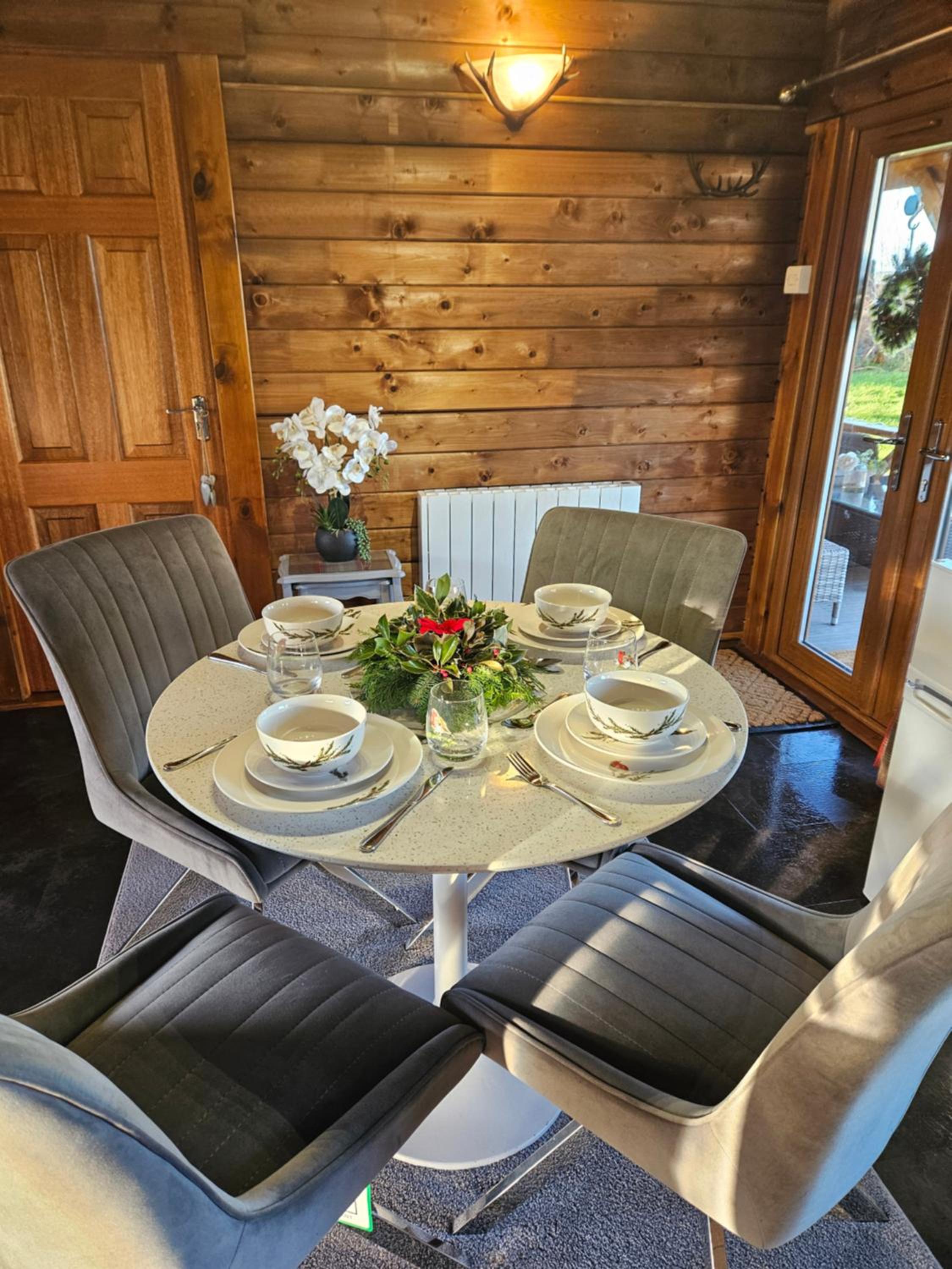 Hillhaven Lodge