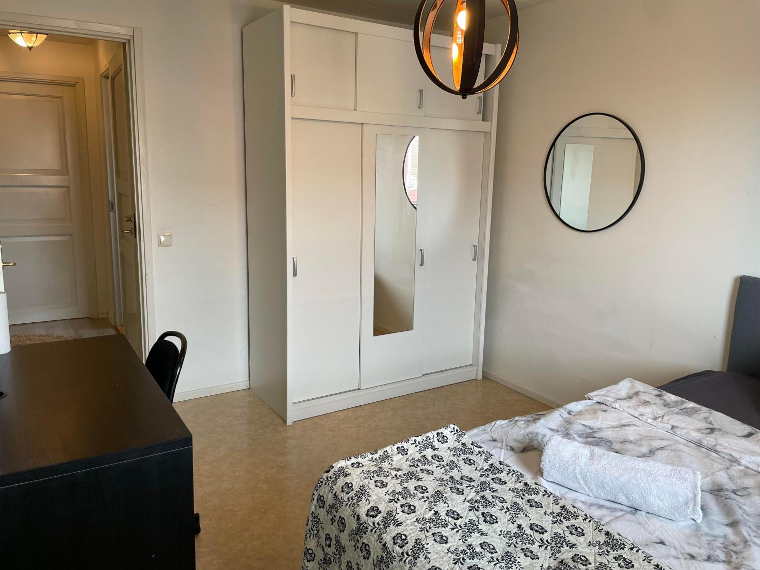 Stort tre plans hus i Vallentuna