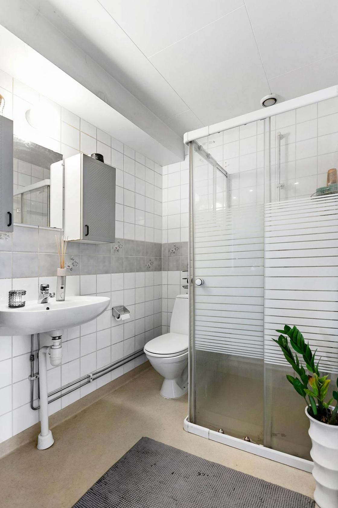 Stort tre plans hus i Vallentuna