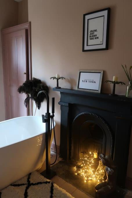 Victorian Farrar Cottage
