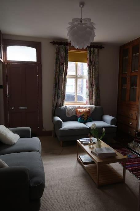 Victorian Farrar Cottage