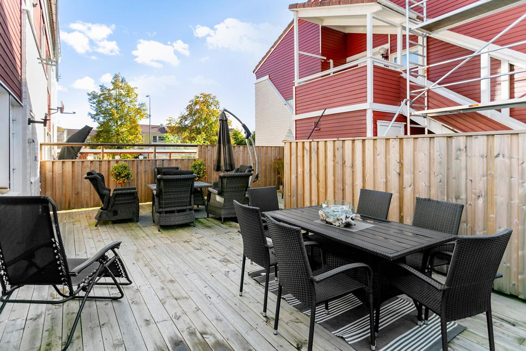 Stort tre plans hus i Vallentuna