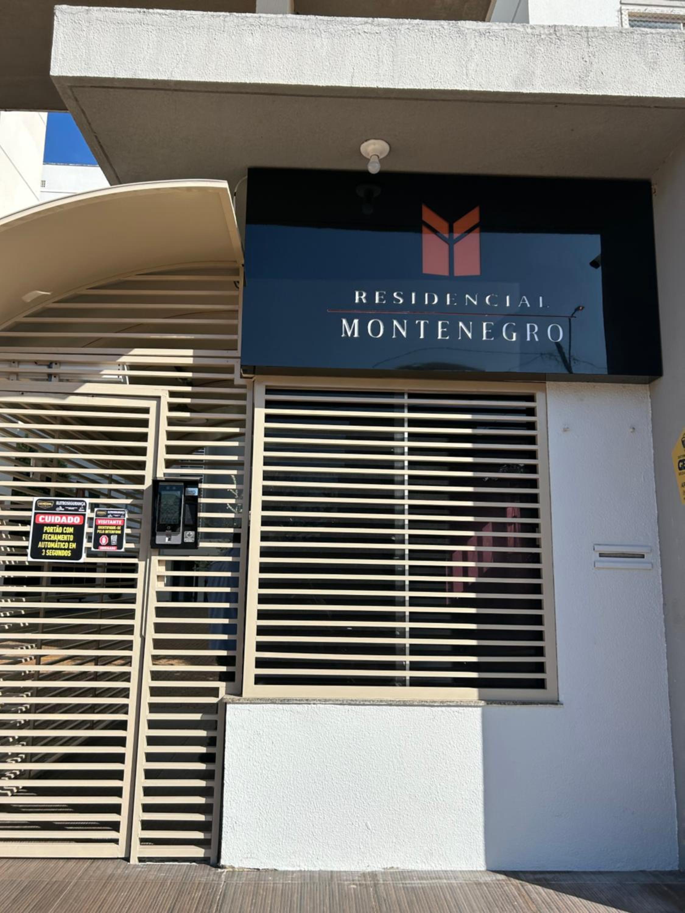 AptoMontenegroSuíte+Um05hóspCentroPalmasTo