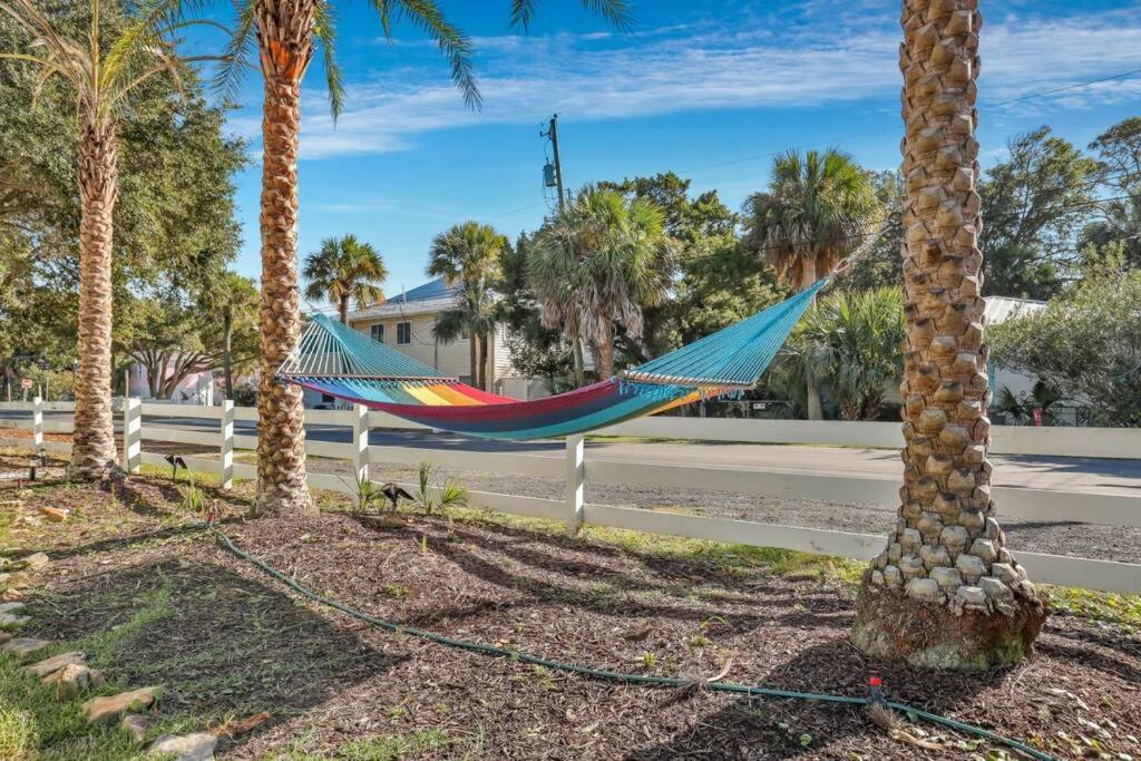 Sandy Feet Retreat UNIT B 3 BR Unit Steps to Beach view 2
