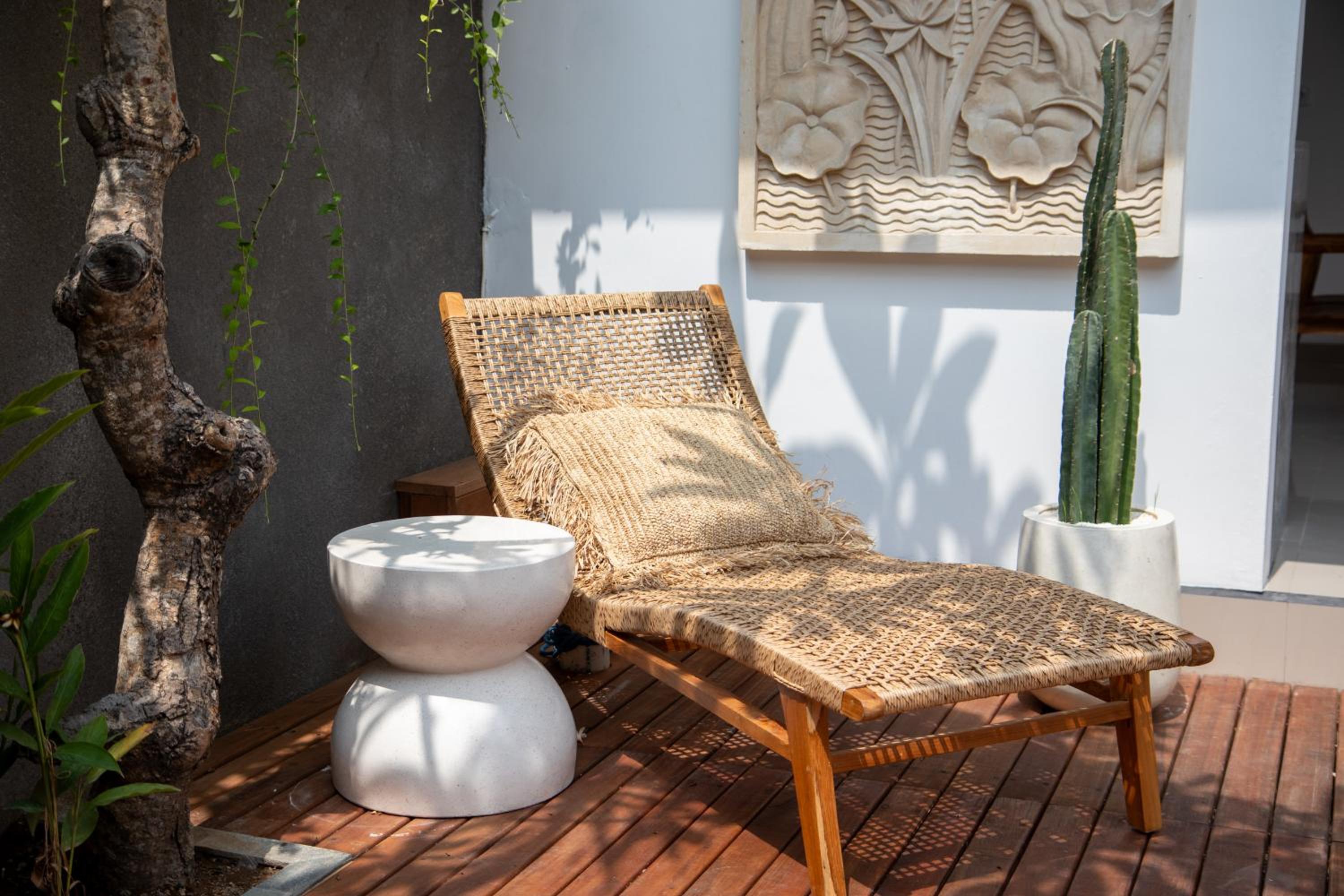 Canggu Bliss - 2BDR with Private Pool, Best Place by walking