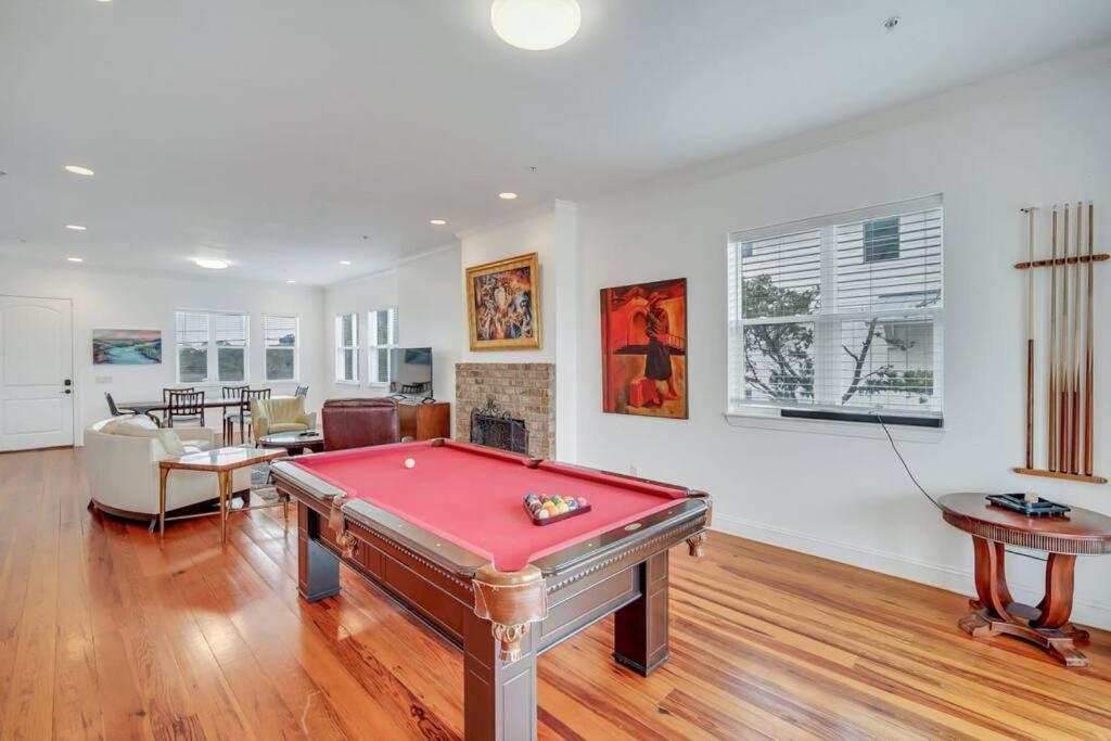Unique 5 BDR Home on the Marsh! HOT TUB amazing su view 3