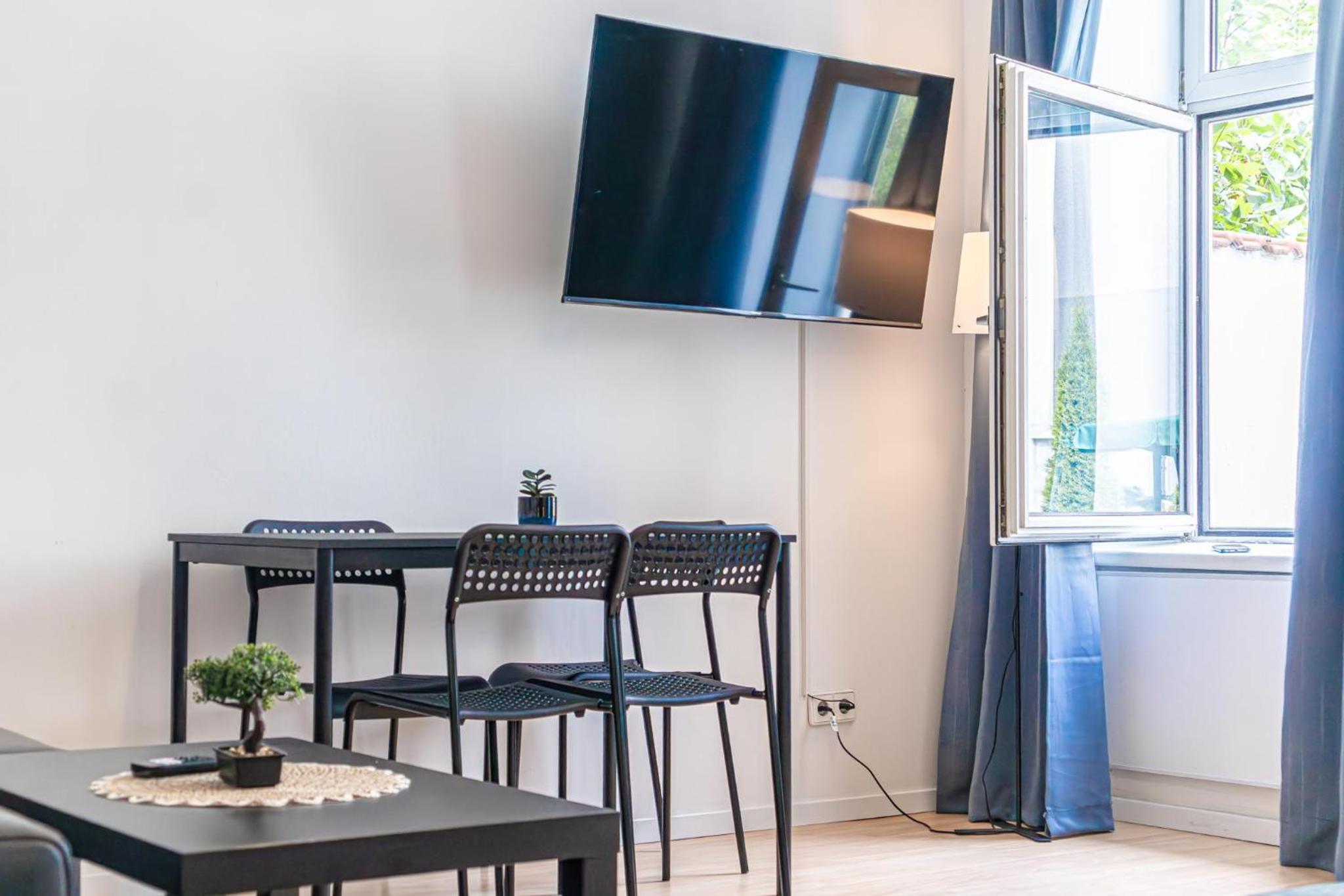 Beautiful 1BR Apartment in Central Meidling