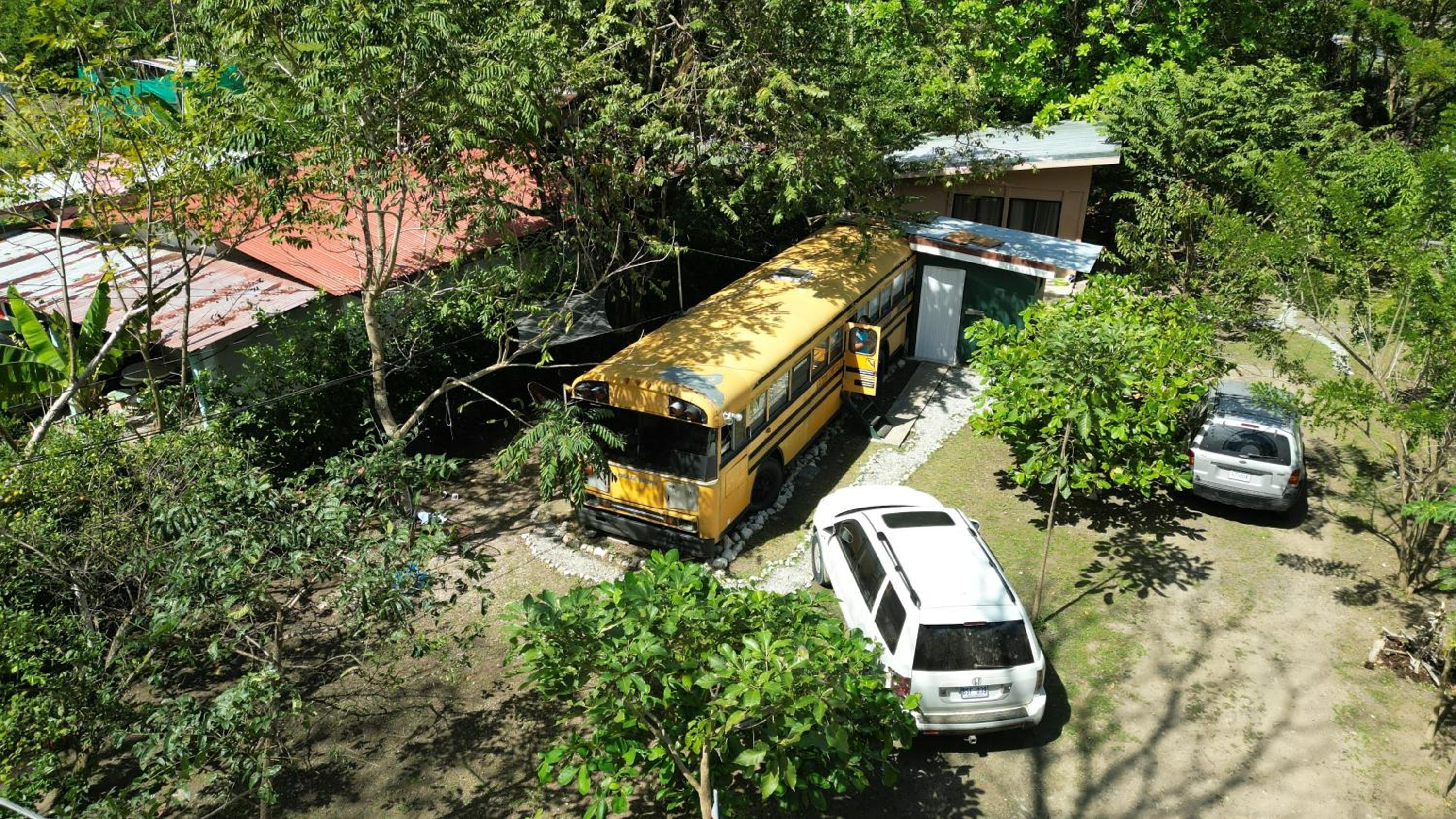 Nanku Nimbu Casa-Bus equipada cerca de playas