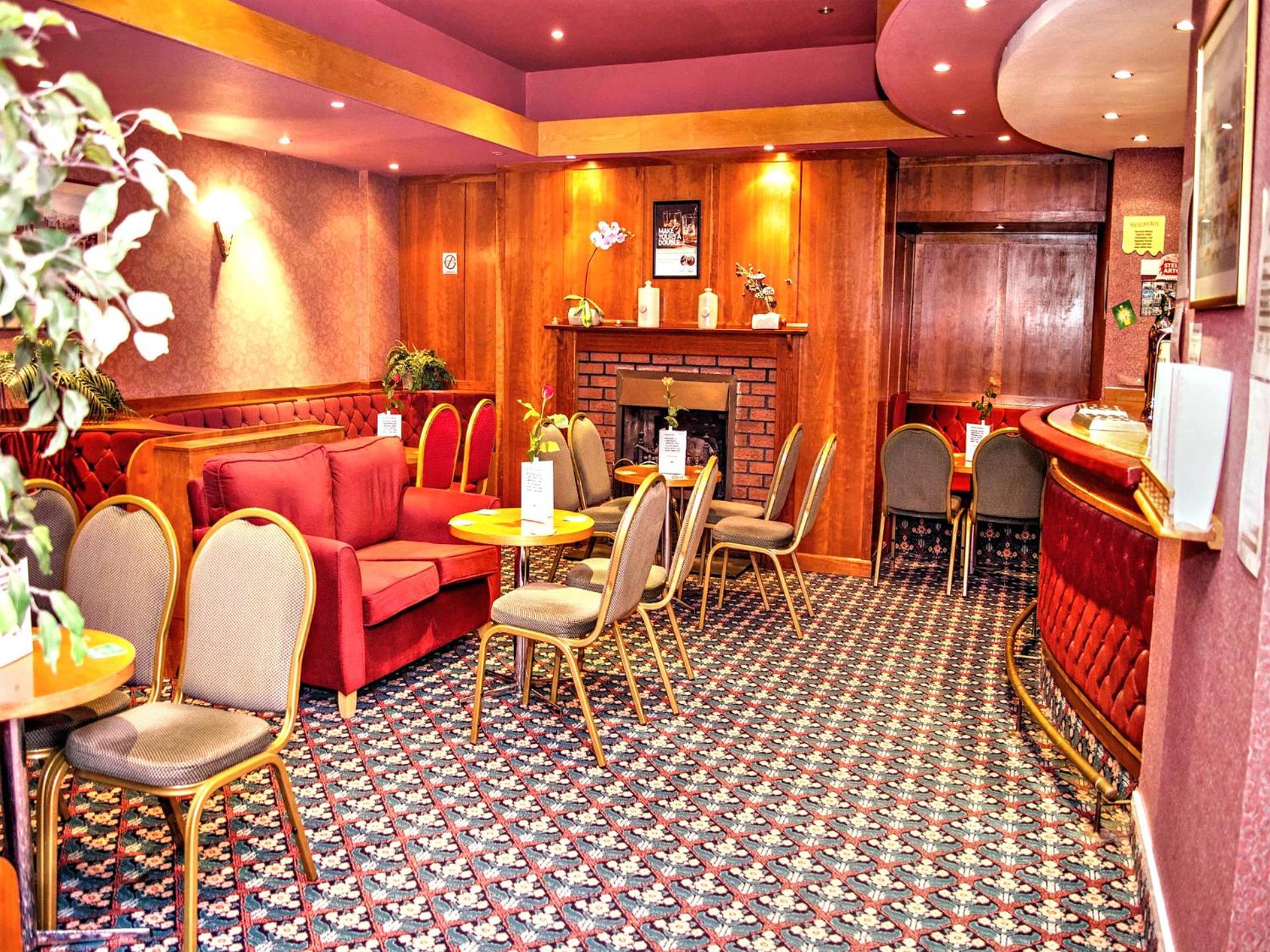 George IV Hotel view 4