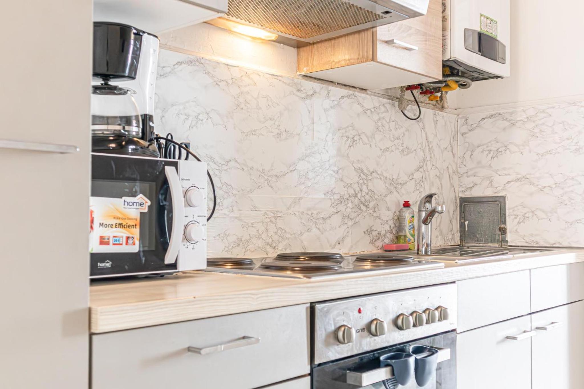 Beautiful 1BR Apartment in Central Meidling
