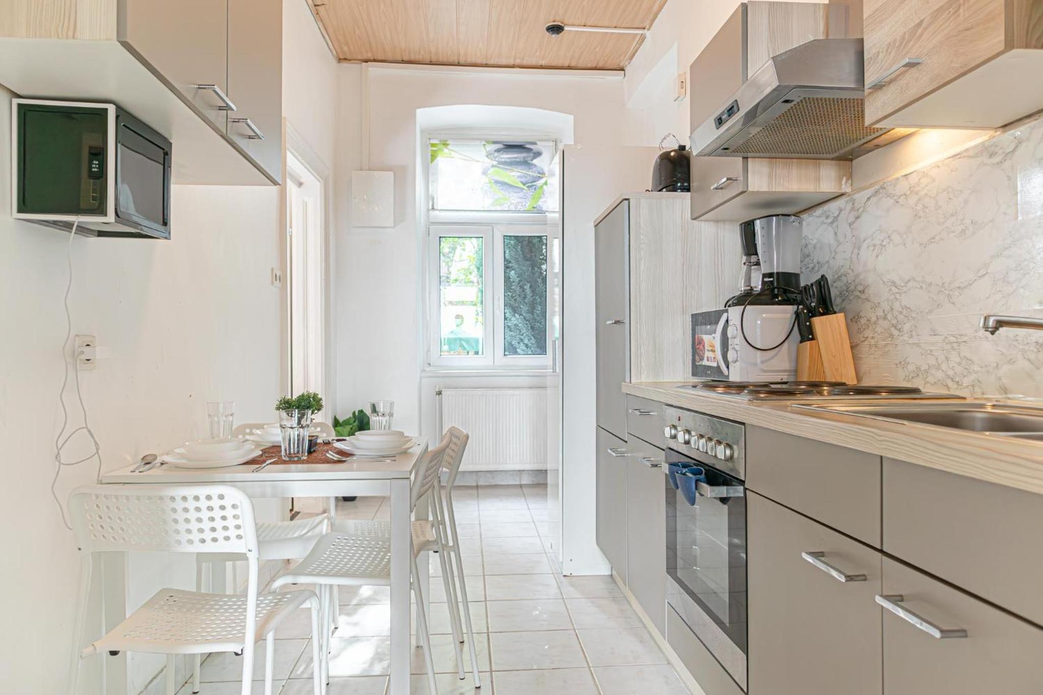 Beautiful 1BR Apartment in Central Meidling